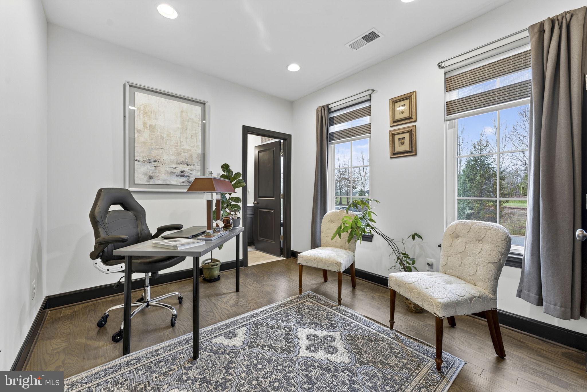 BRAMBLETON TOWN CENTER - Residential