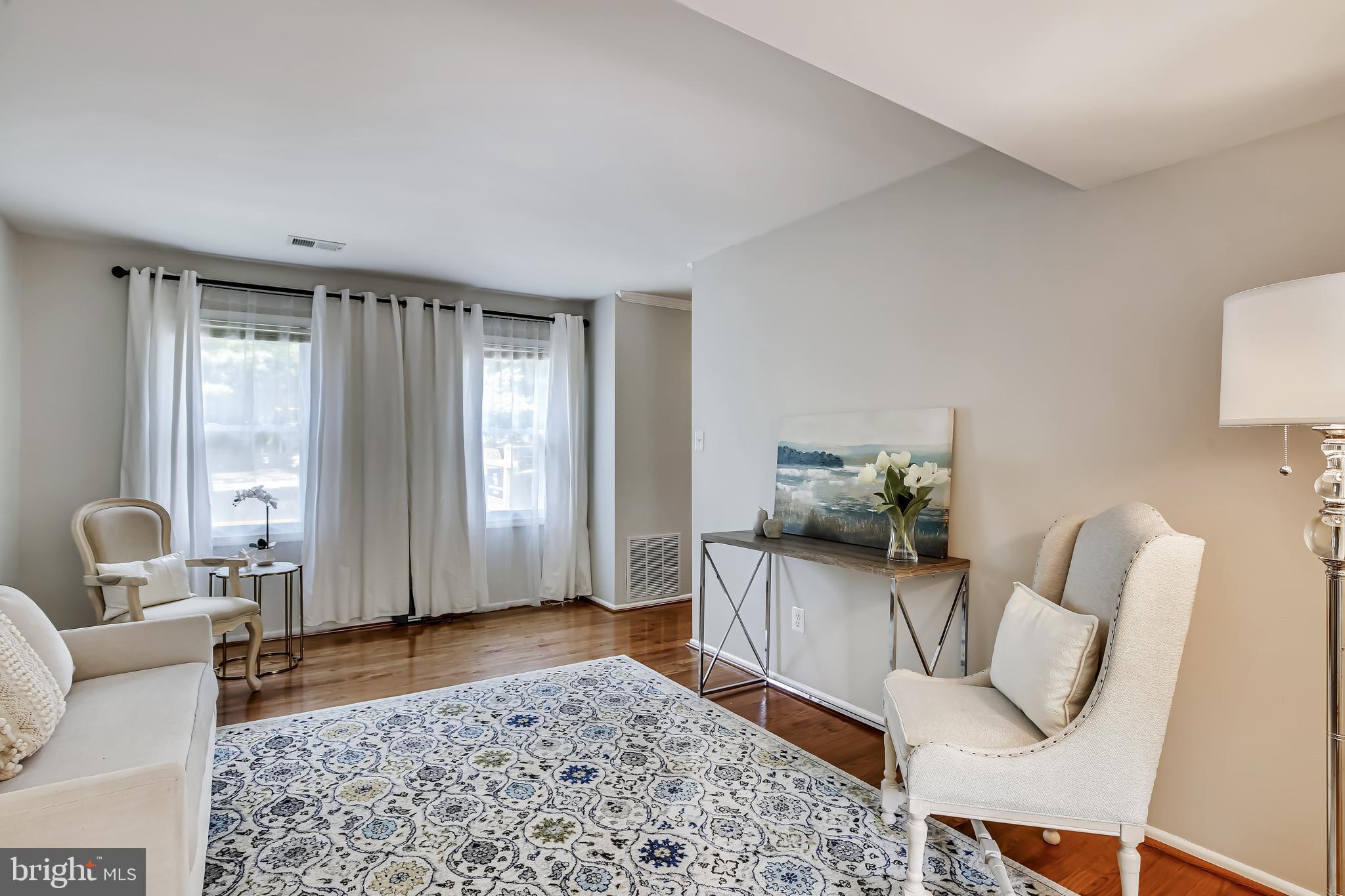 LAKE BRADDOCK - Residential