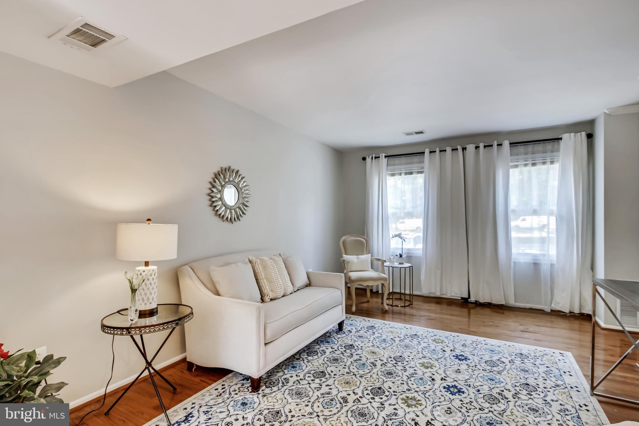 LAKE BRADDOCK - Residential