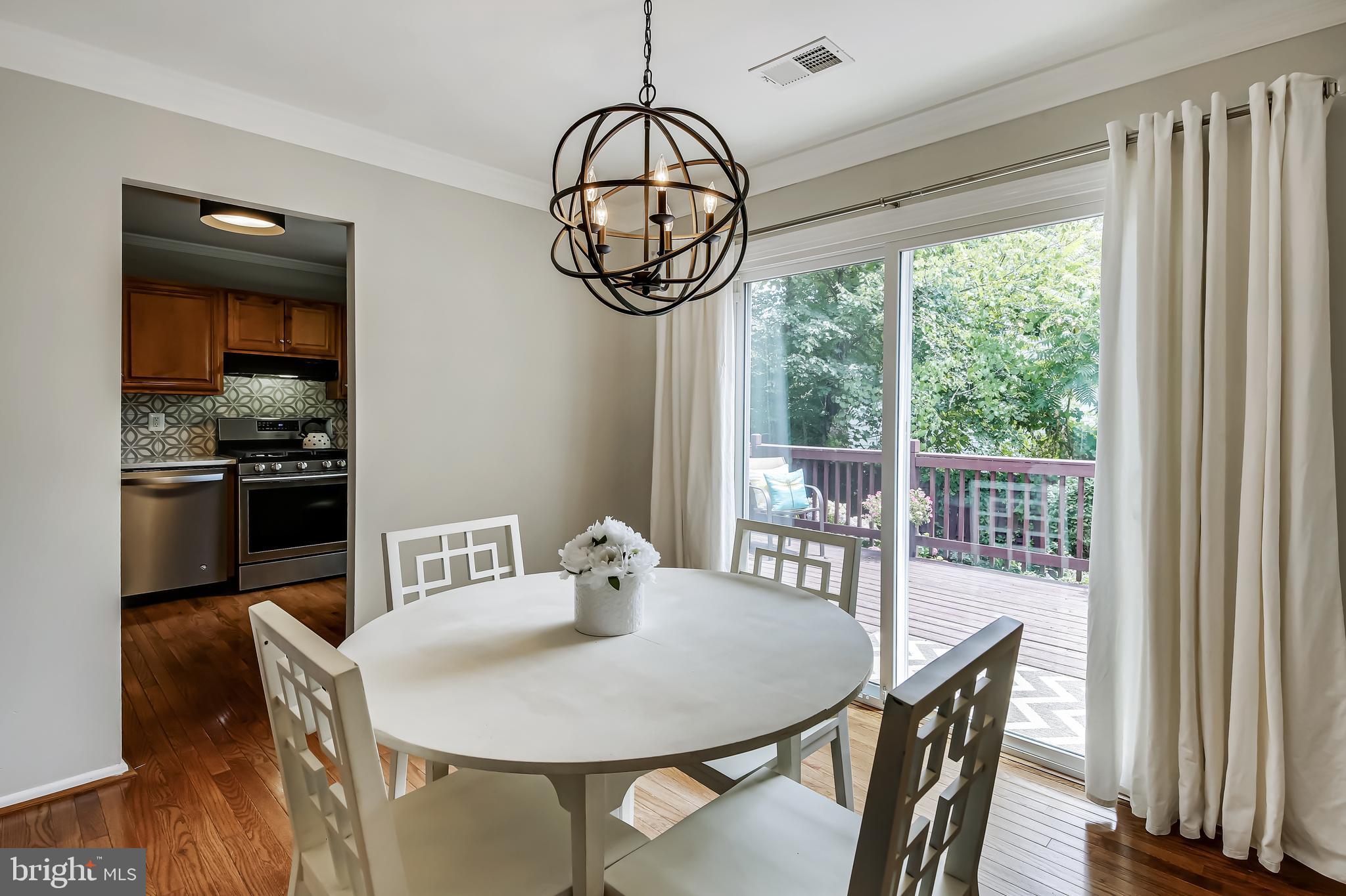 LAKE BRADDOCK - Residential