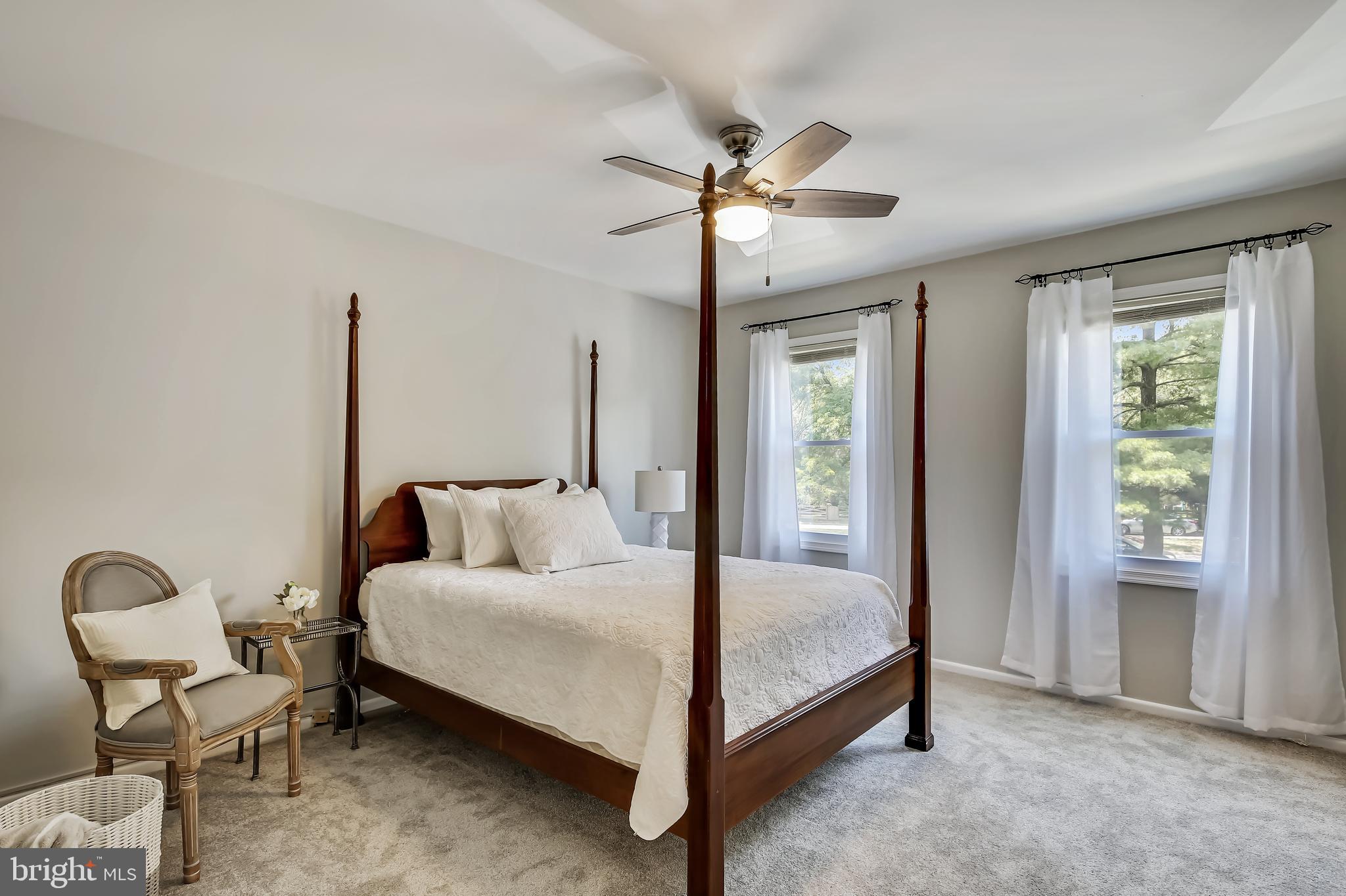 LAKE BRADDOCK - Residential