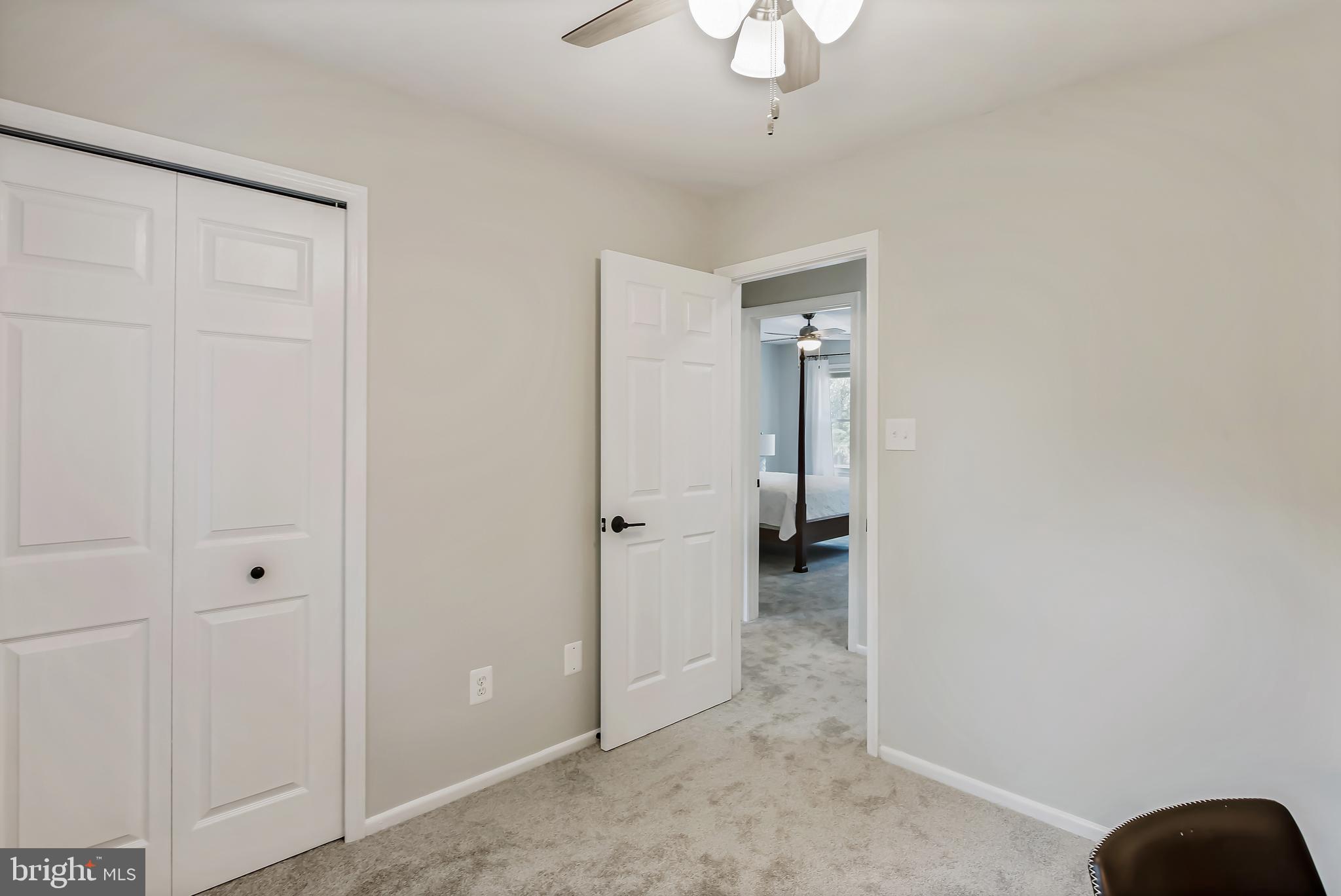 LAKE BRADDOCK - Residential