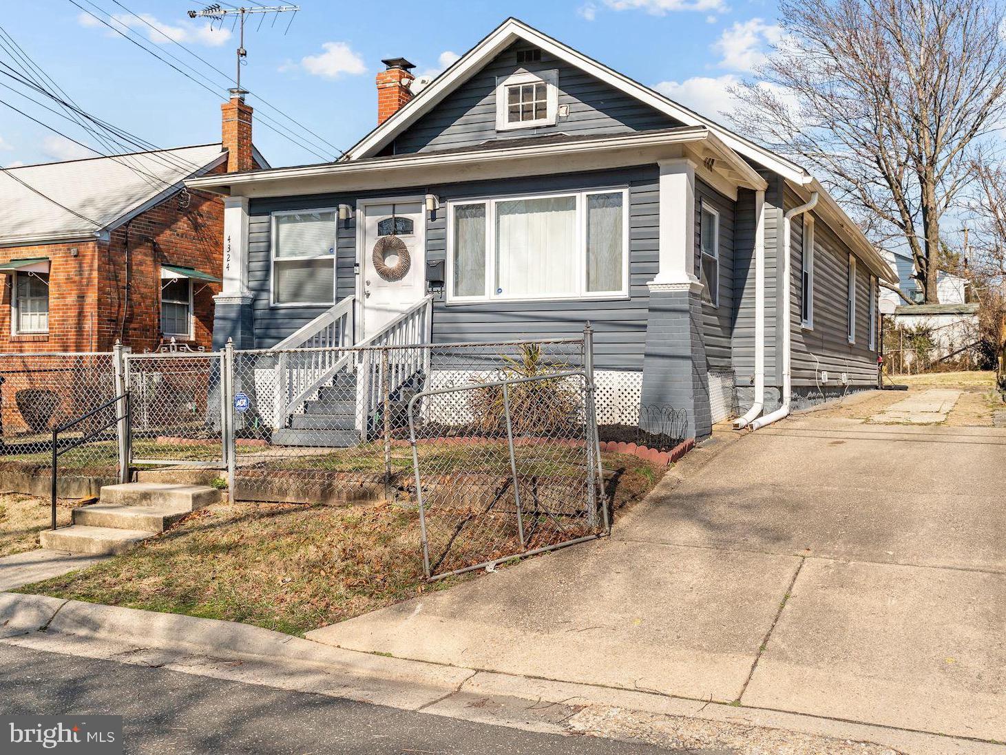 BRADBURY HEIGHTS - Residential