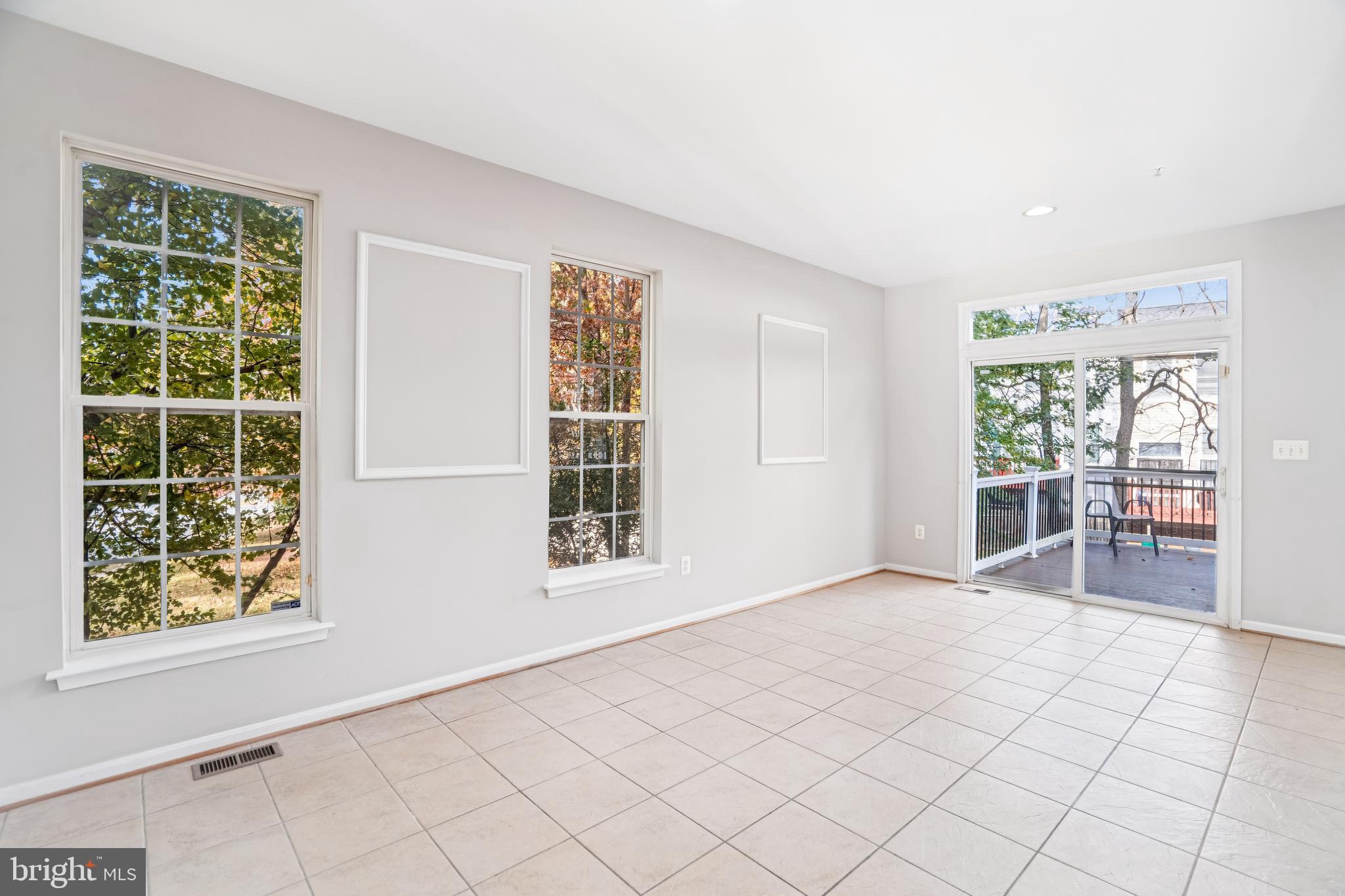 CHARWOOD VILLAGE-PLAT 1> - Residential