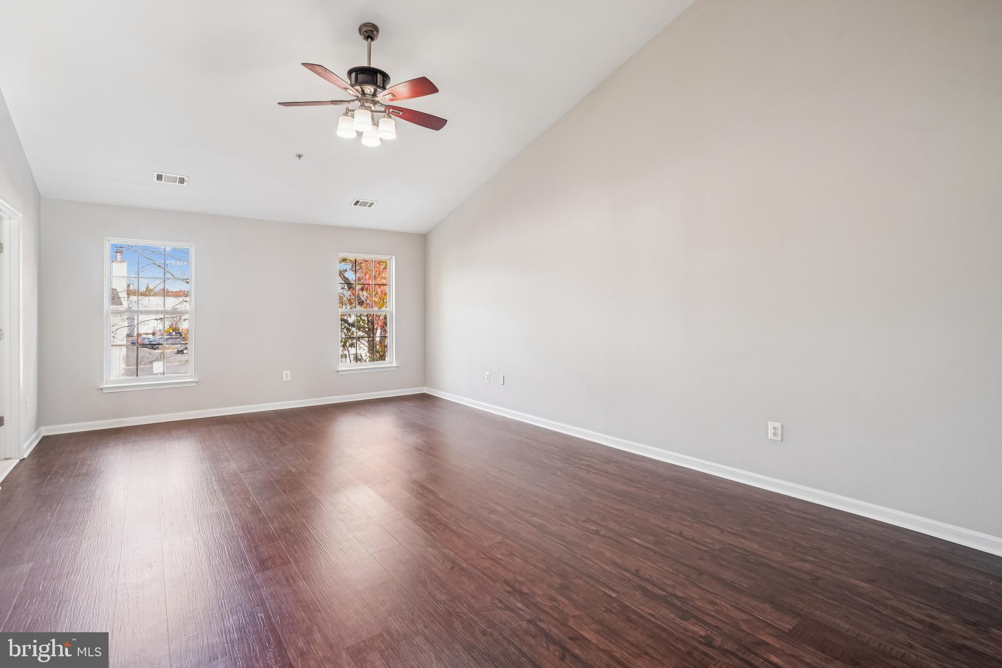 CHARWOOD VILLAGE-PLAT 1> - Residential