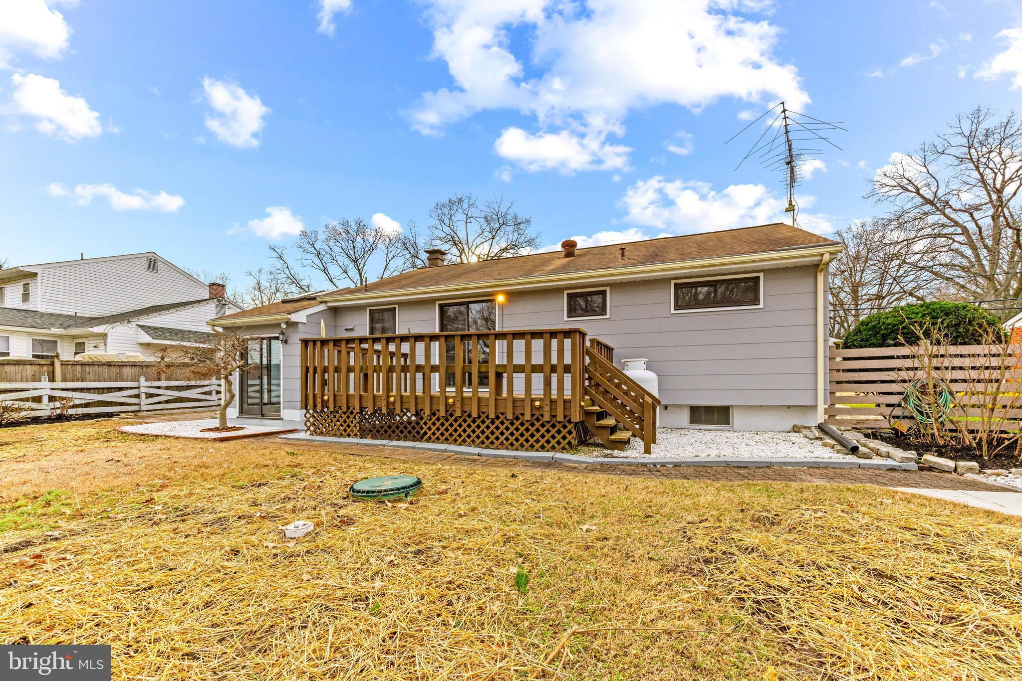 HUNTERS HARBOR - Residential