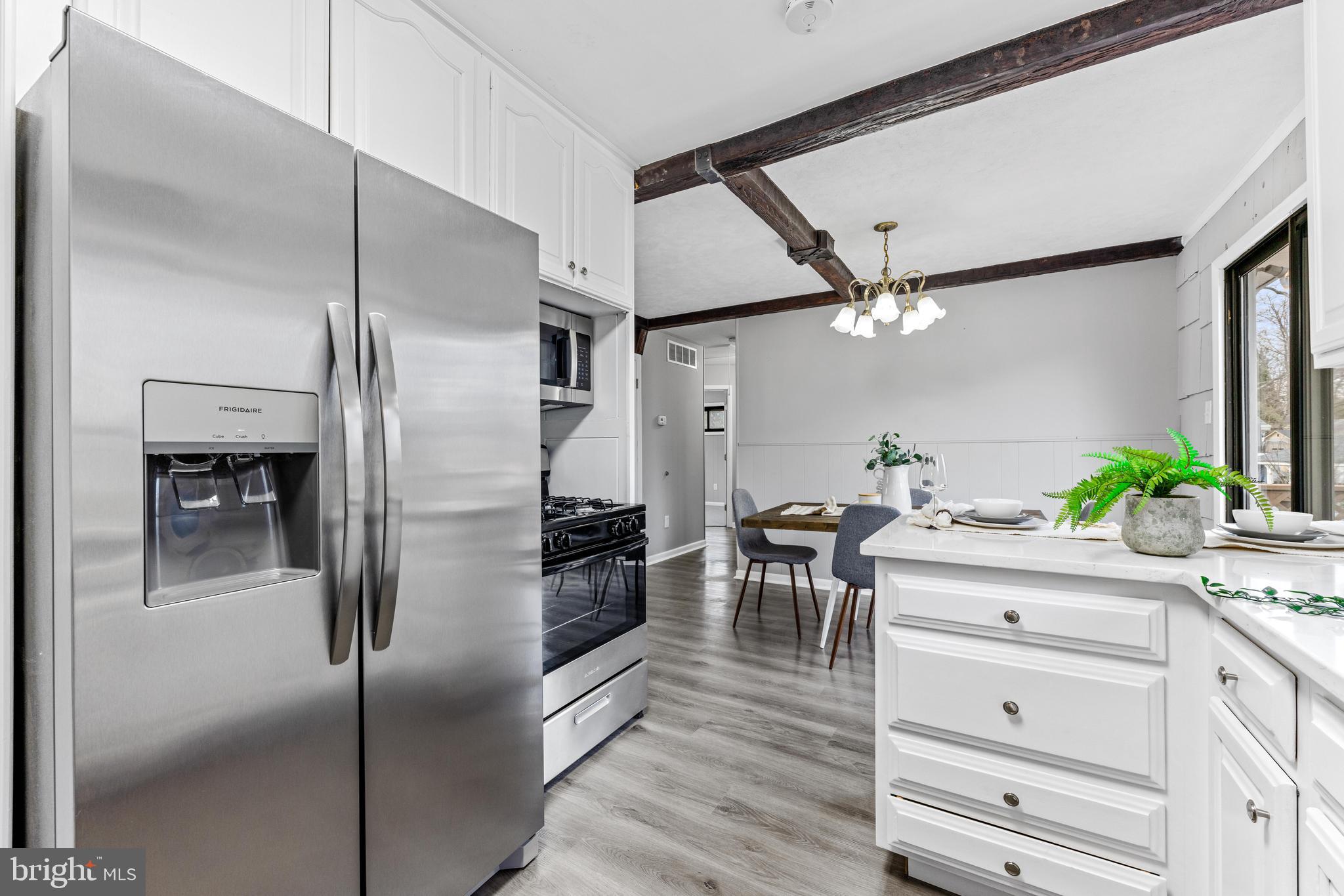 HUNTERS HARBOR - Residential