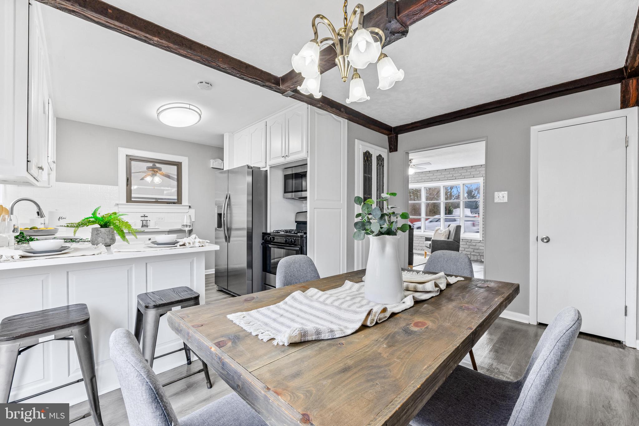 HUNTERS HARBOR - Residential