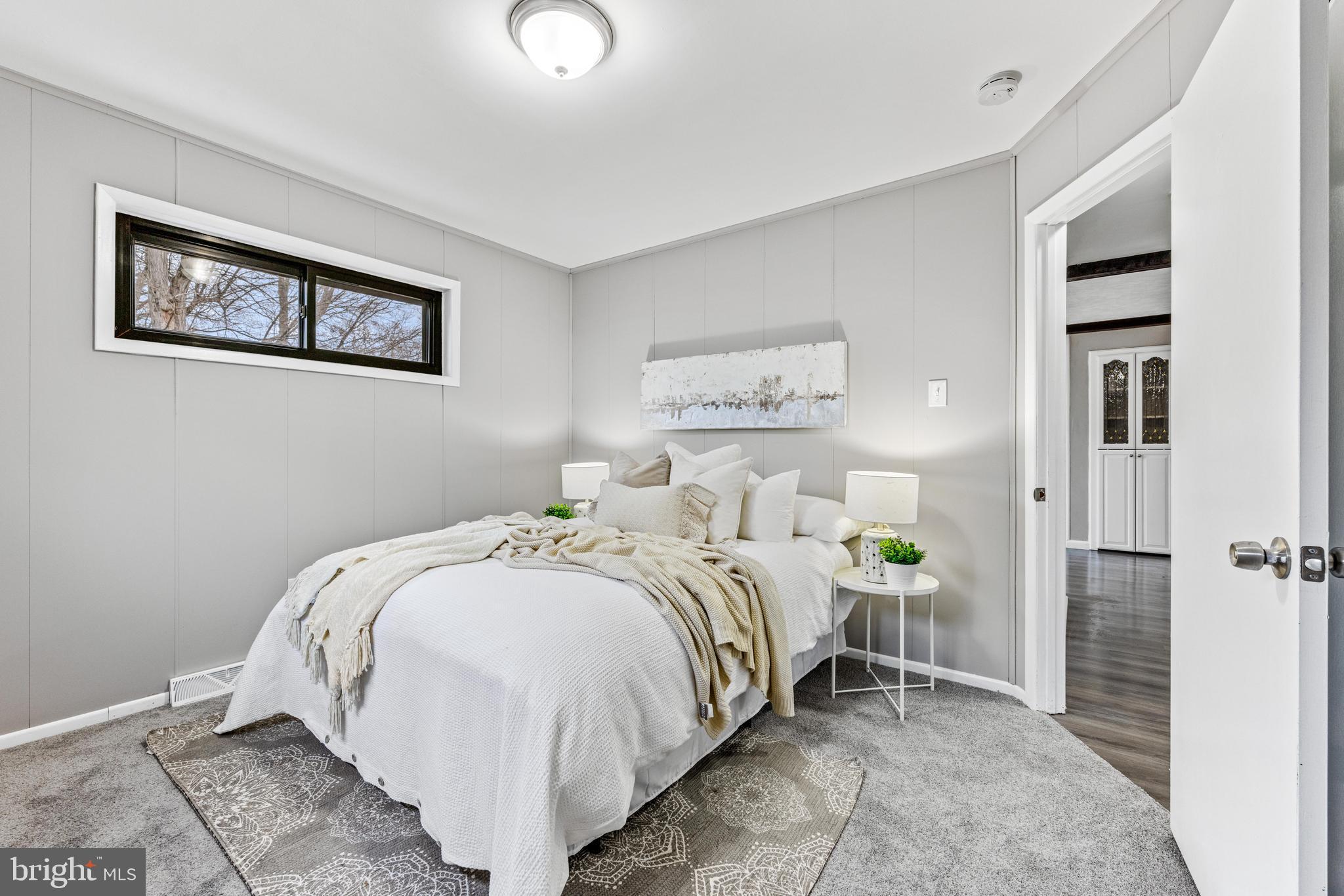 HUNTERS HARBOR - Residential