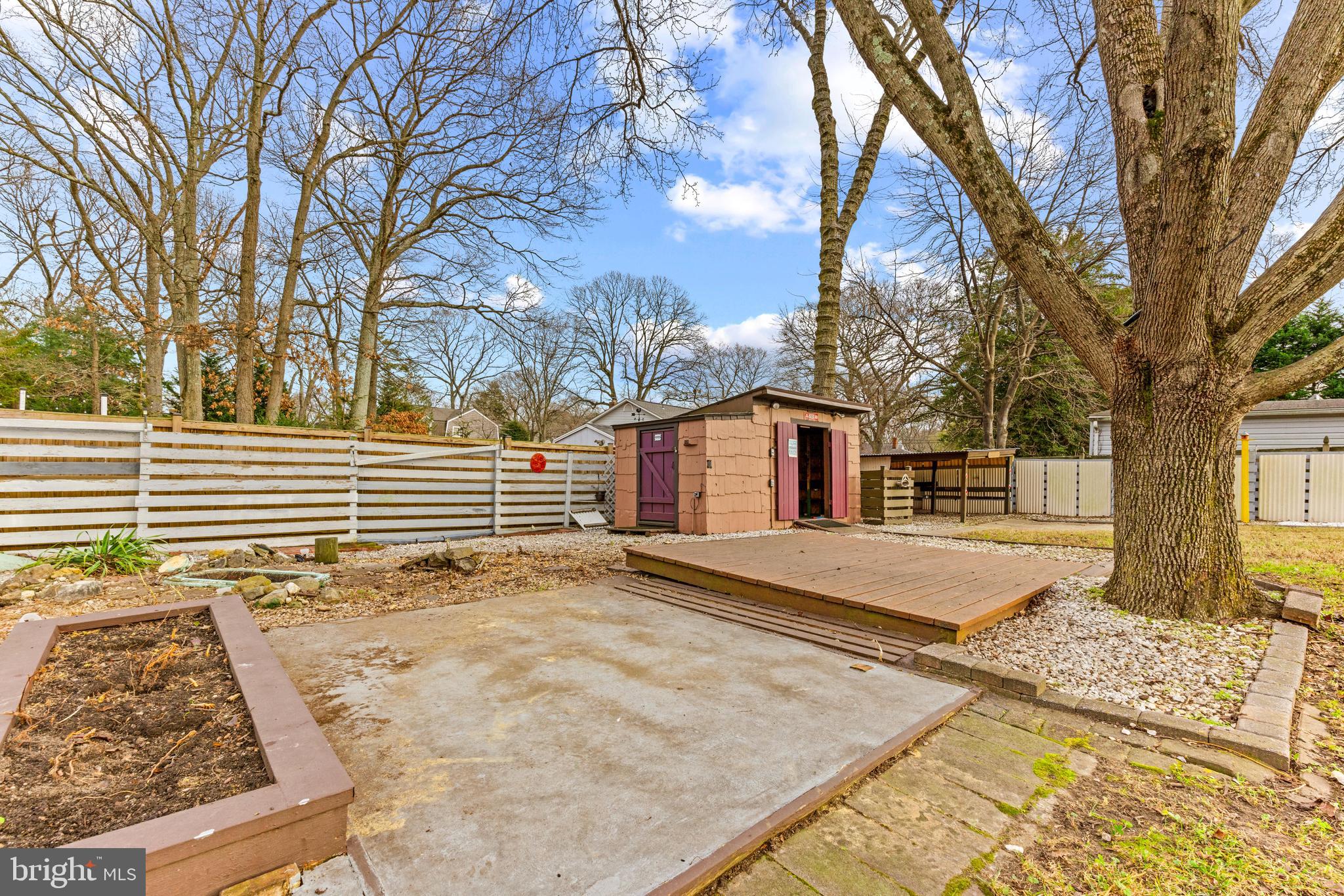 HUNTERS HARBOR - Residential