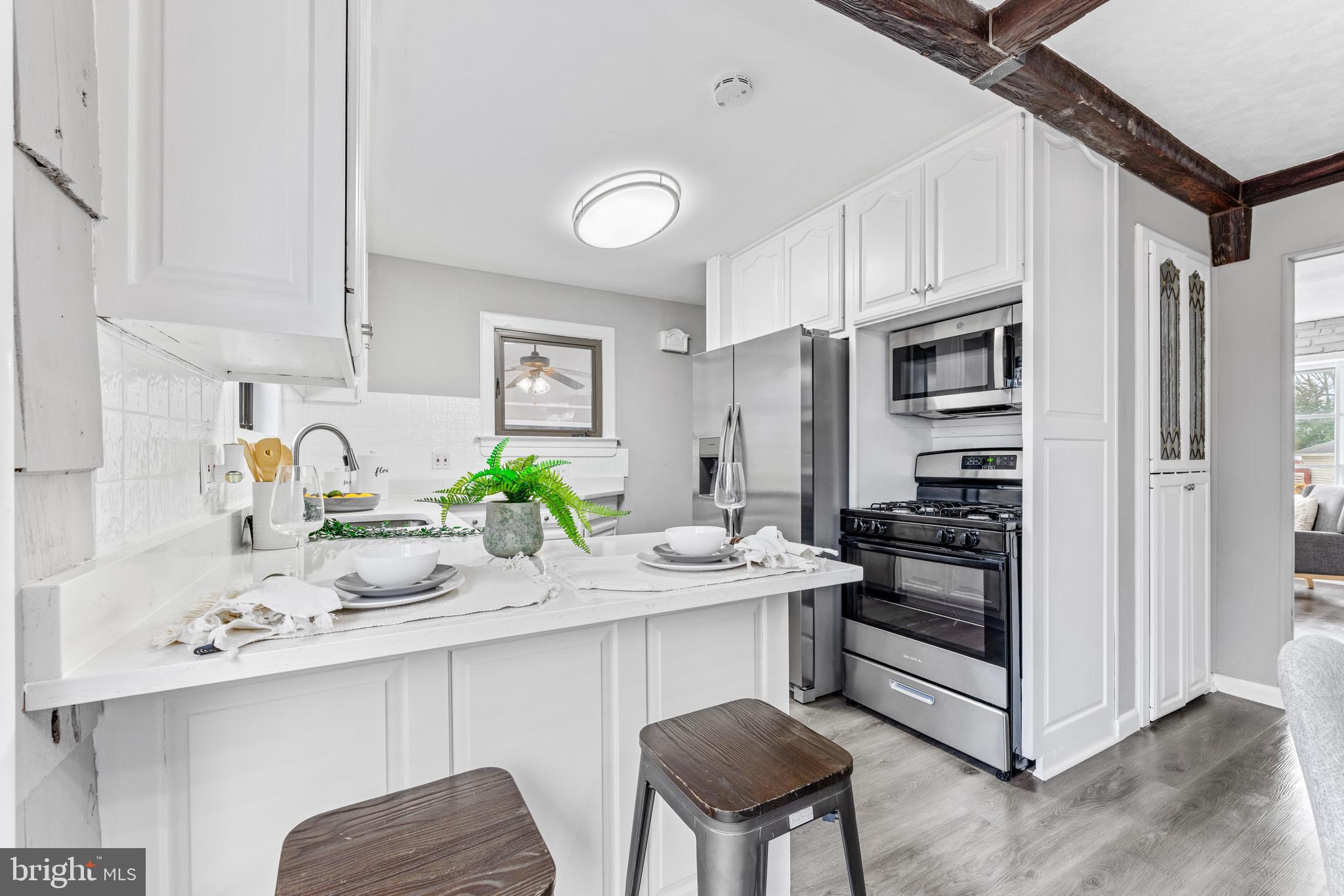 HUNTERS HARBOR - Residential