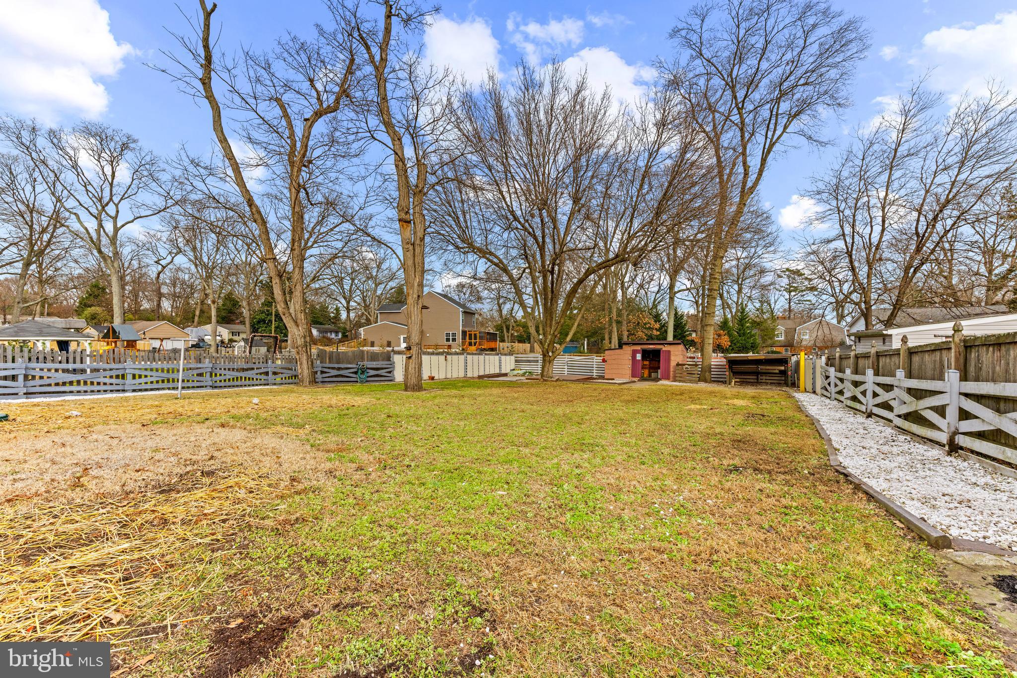 HUNTERS HARBOR - Residential