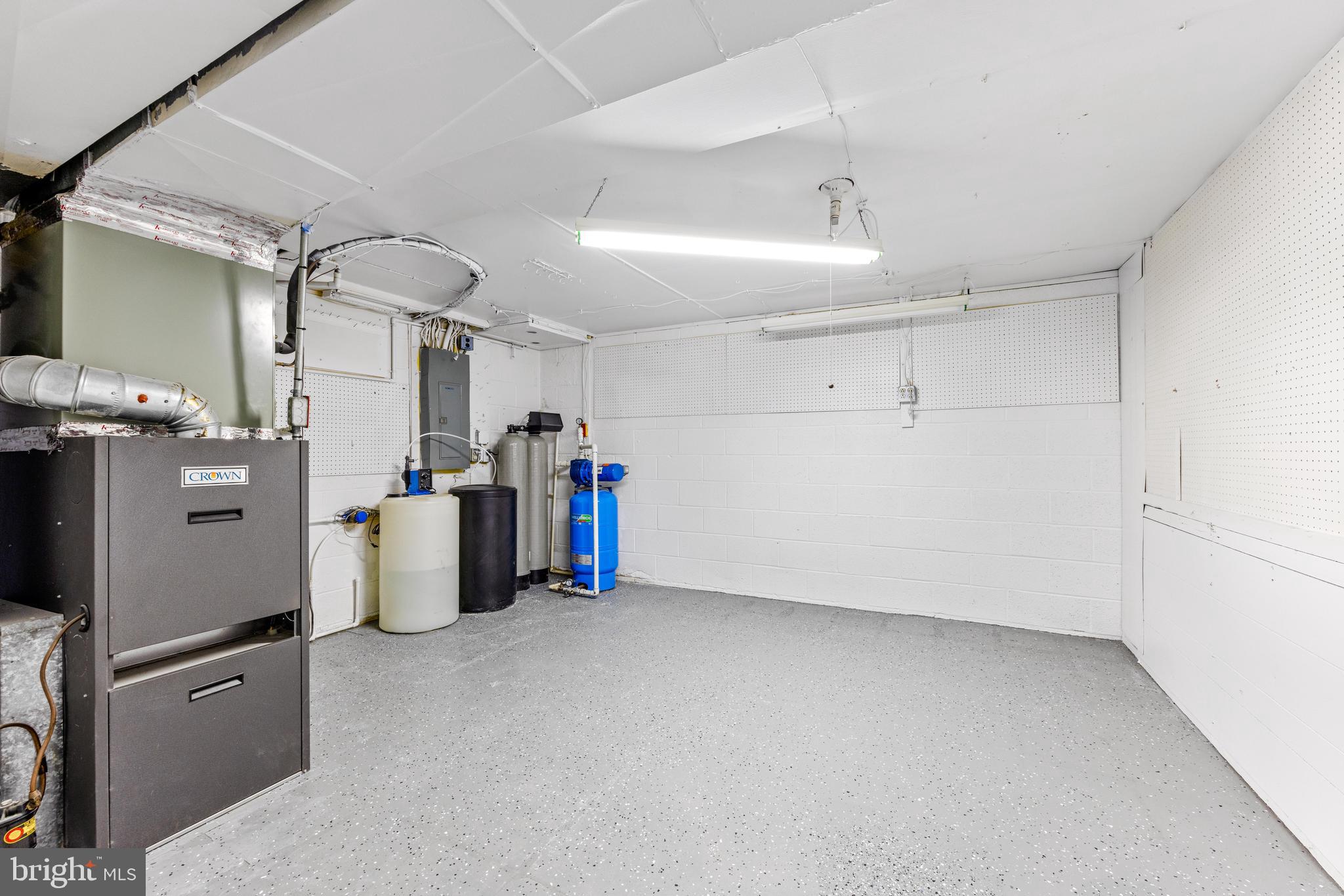 HUNTERS HARBOR - Residential