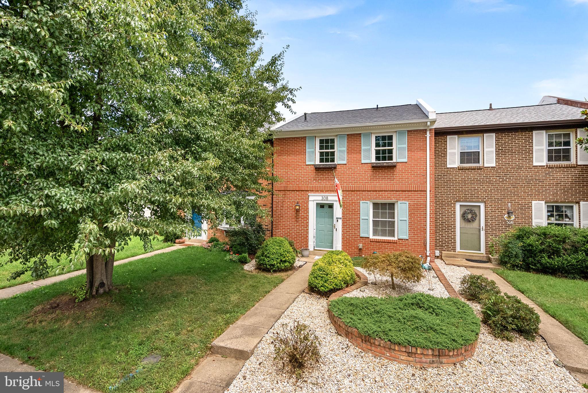 308 ROCK SPRING DRIVE SW