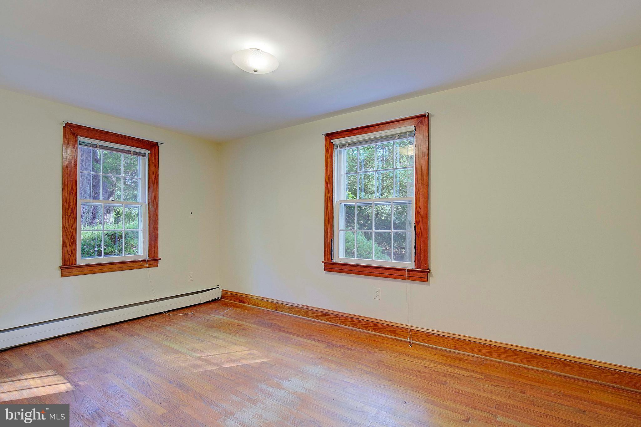 DAVIDSONVILLE - Residential