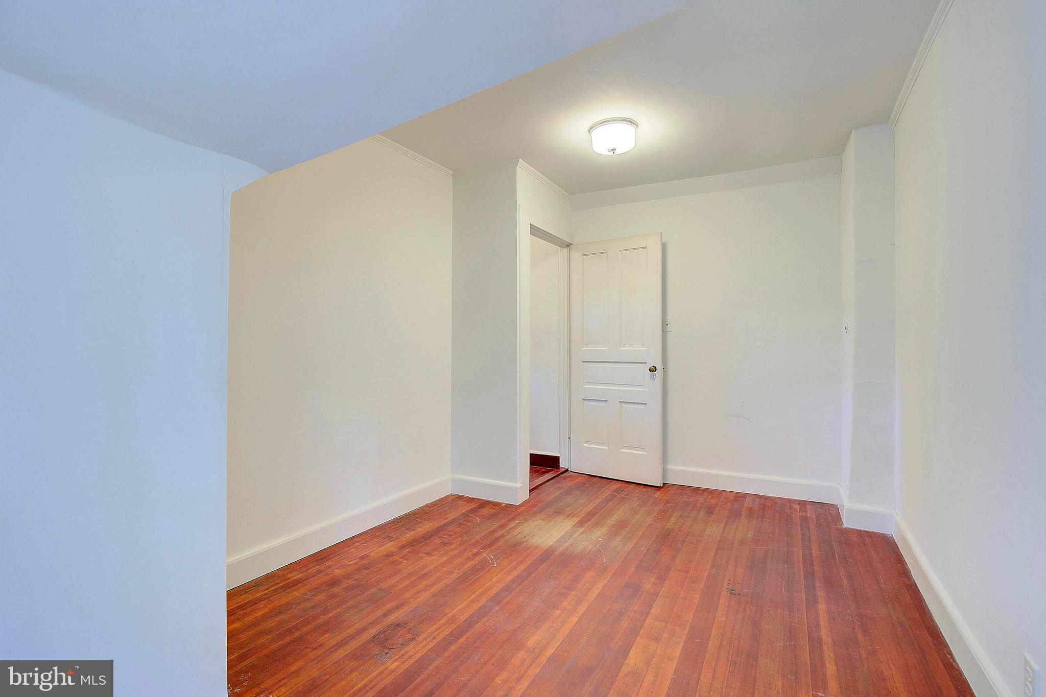 DAVIDSONVILLE - Residential