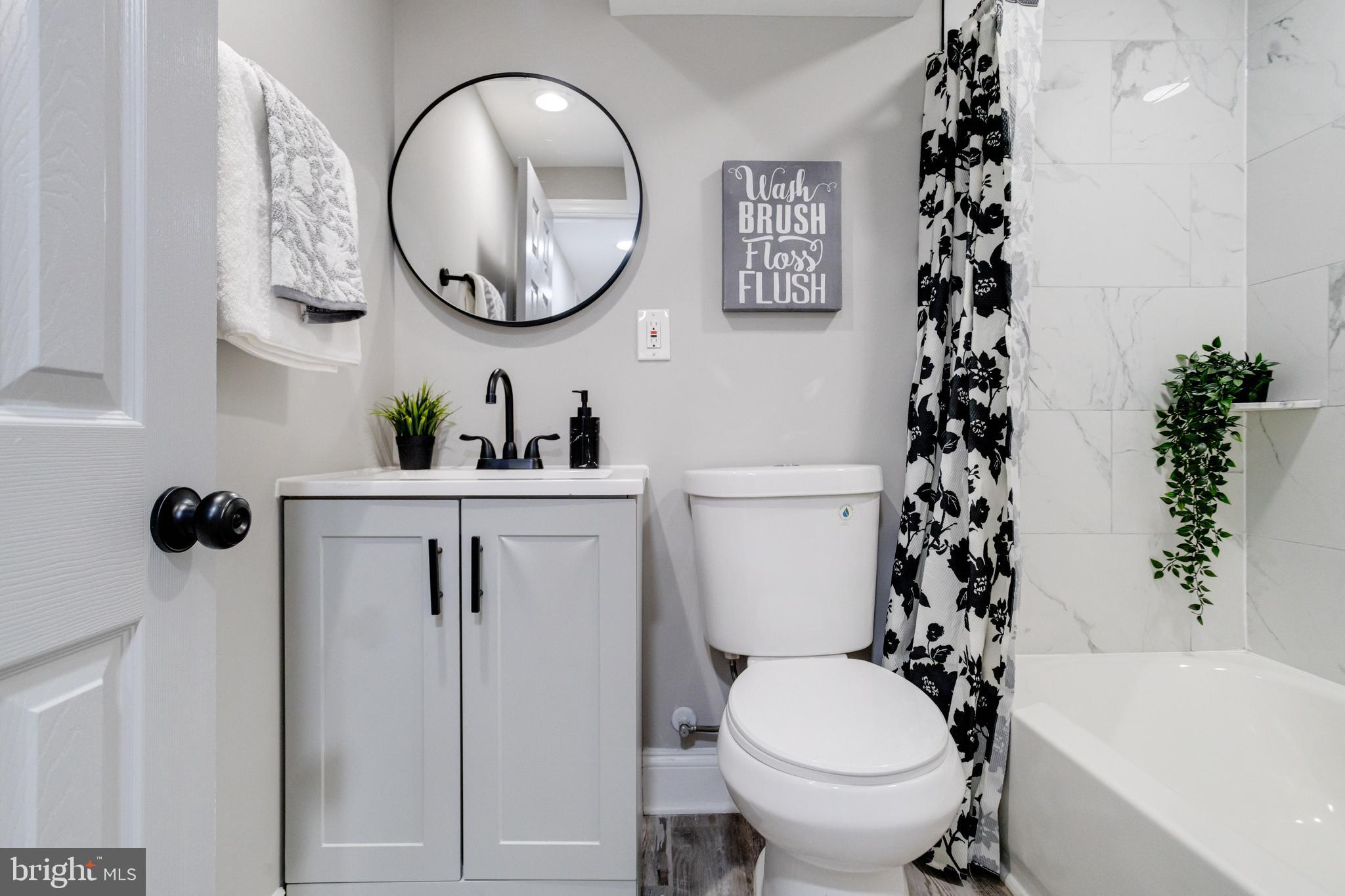 ROSEDALE - Residential