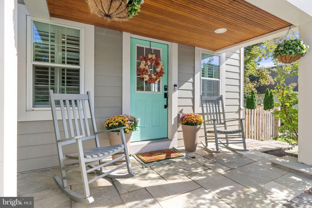 Photo of 18344 Railroad Street, BLUEMONT, VA 20135 (MLS # VALO2107570)