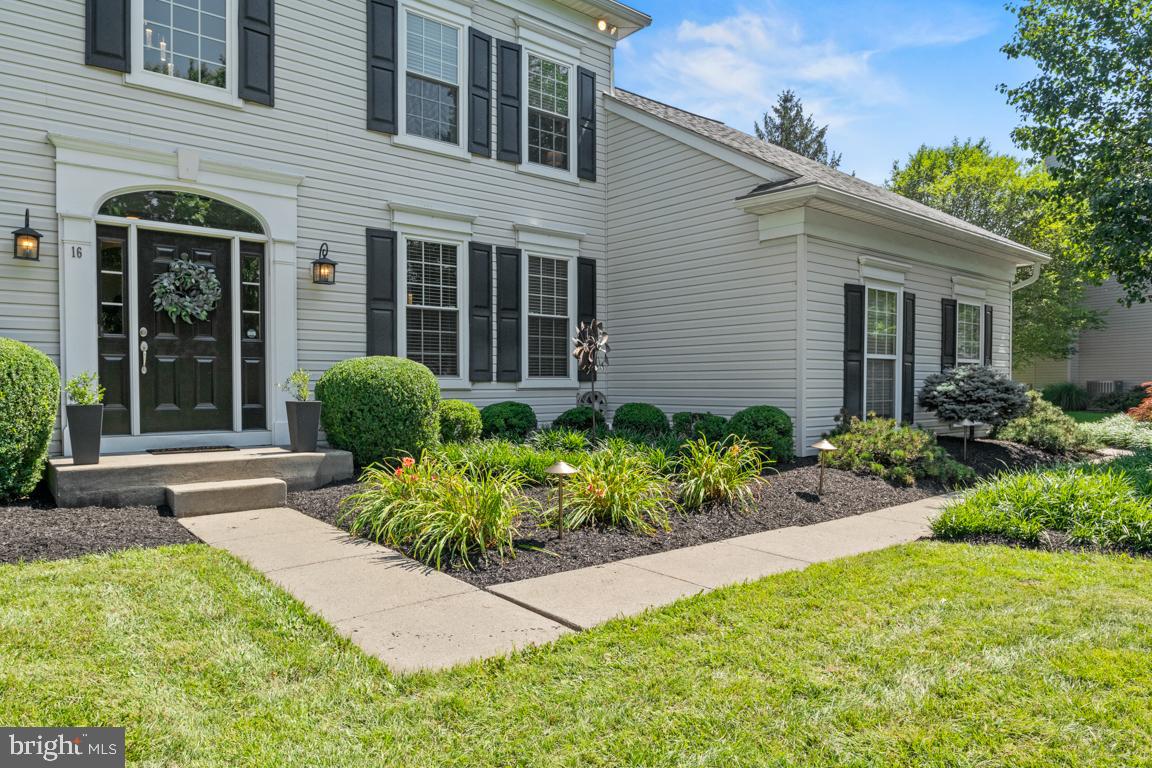16 ENDSLOW LANE