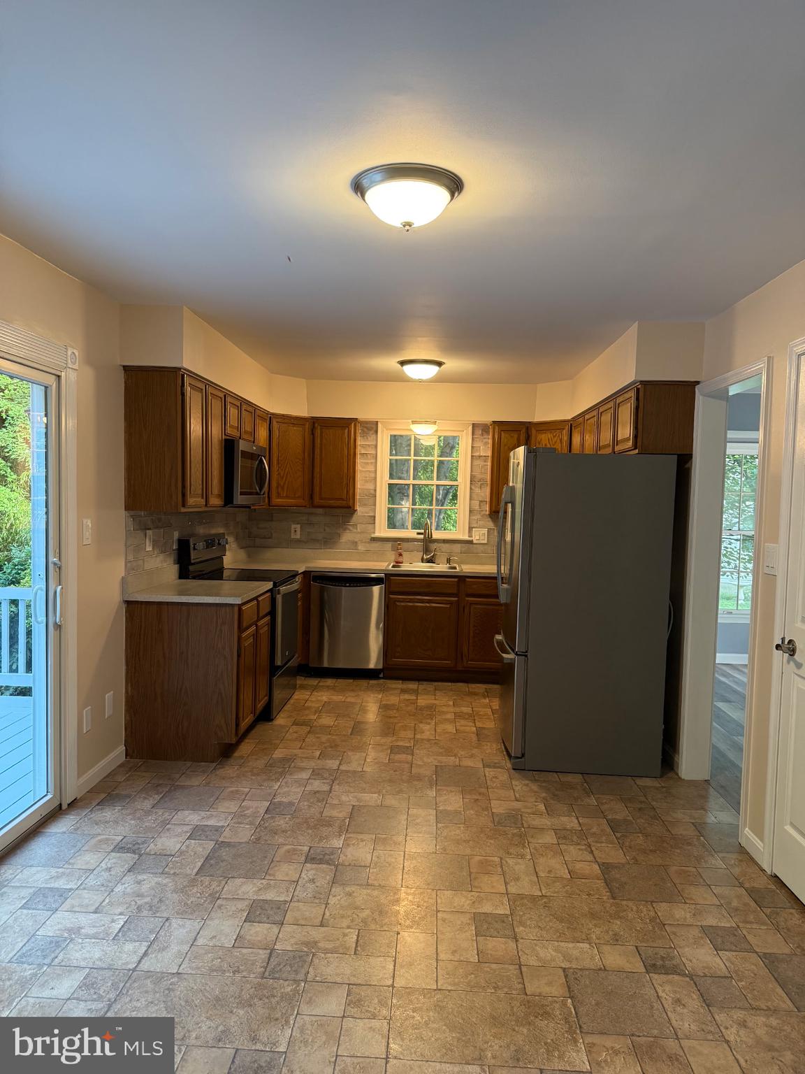WOODSIDE - Residential