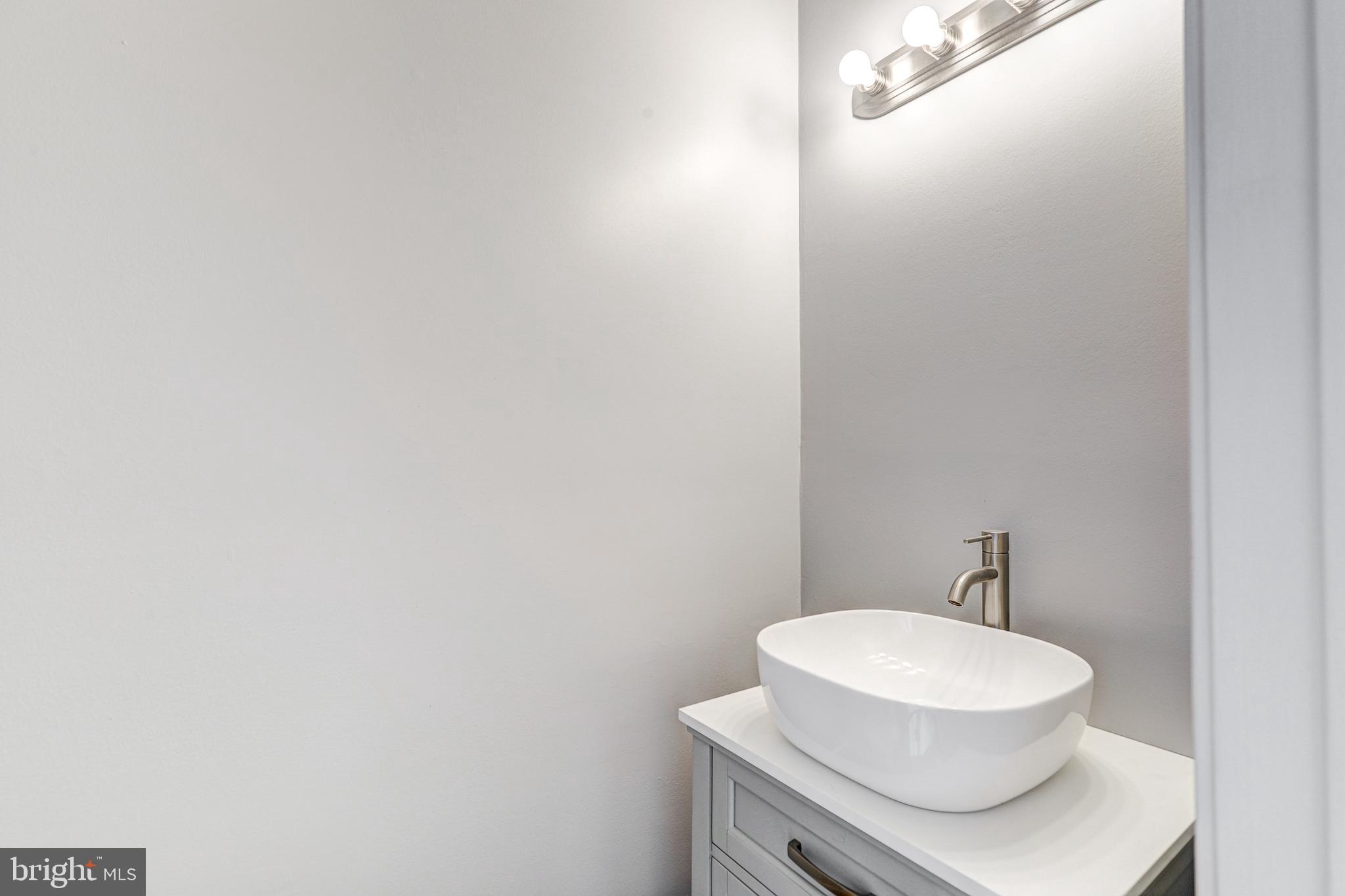 WOODSIDE - Residential