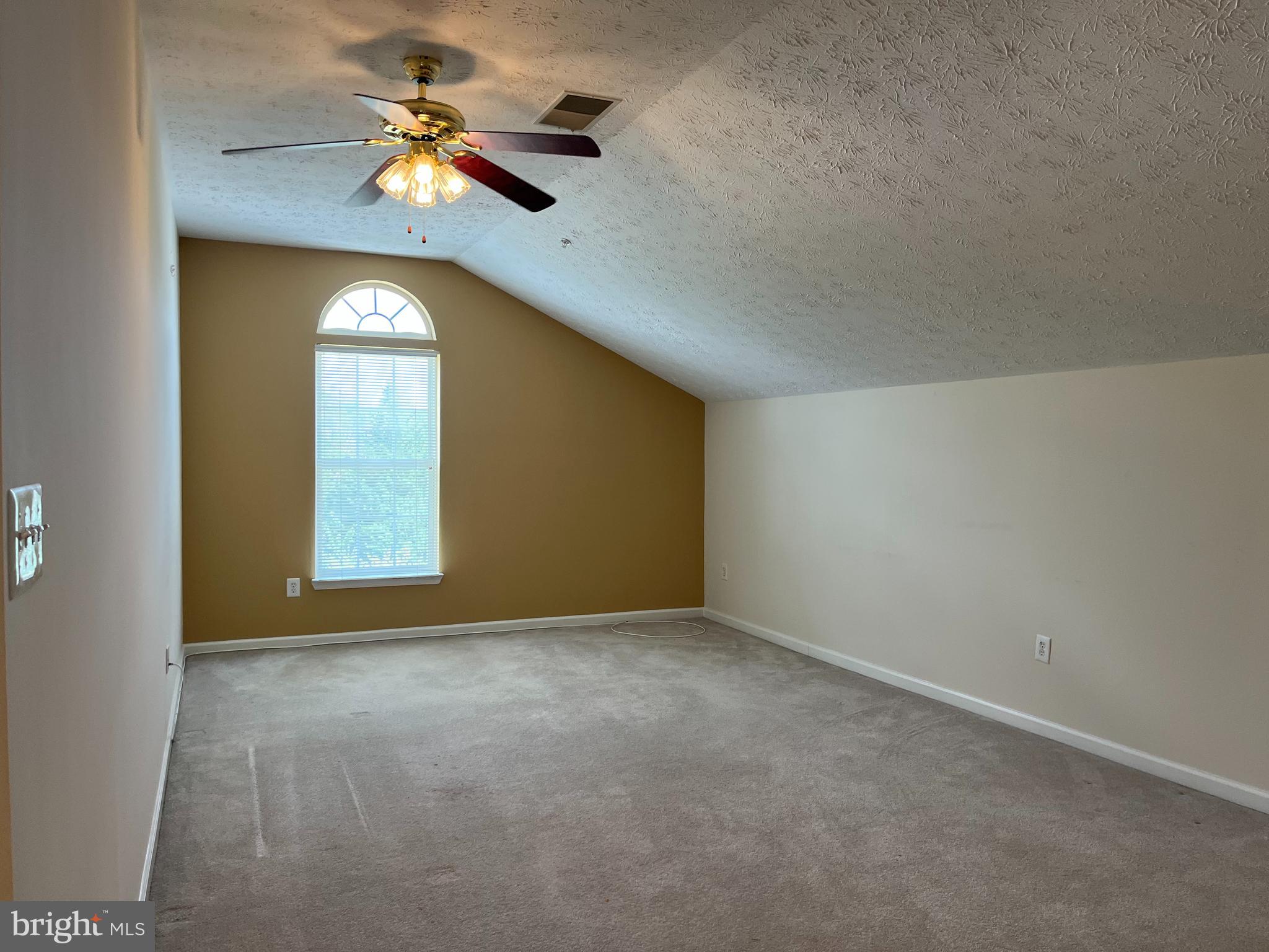 PINEY ORCHARD - Residential