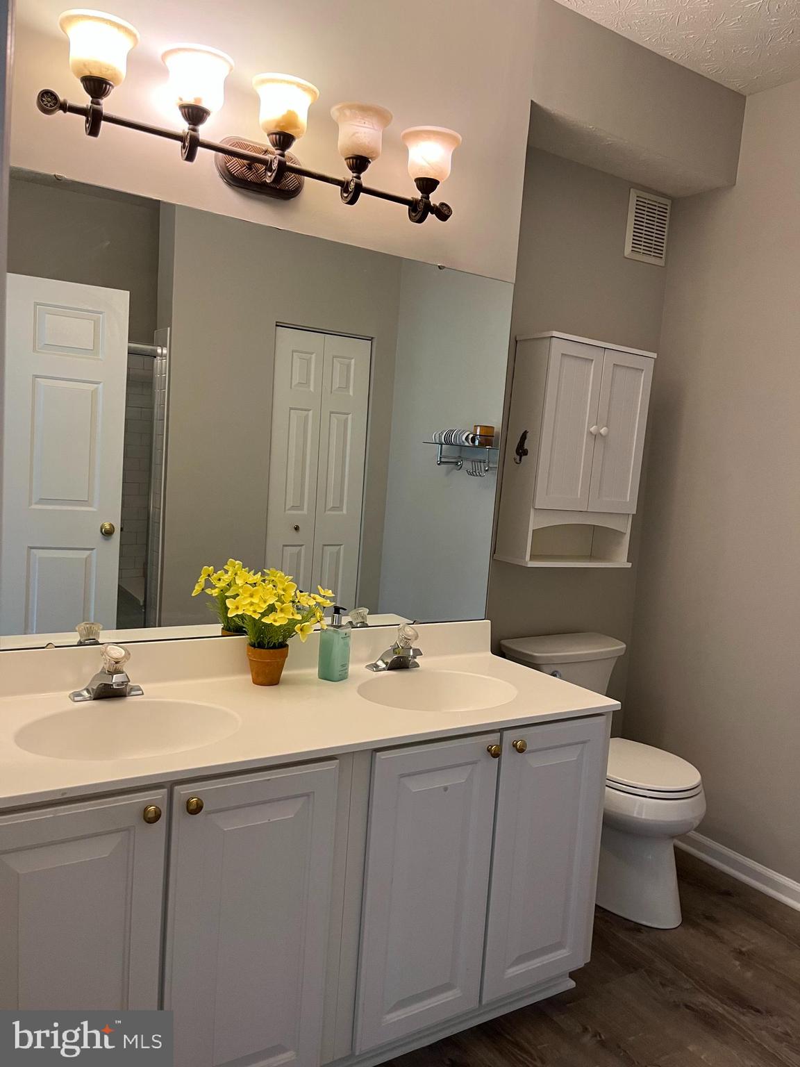 PINEY ORCHARD - Residential