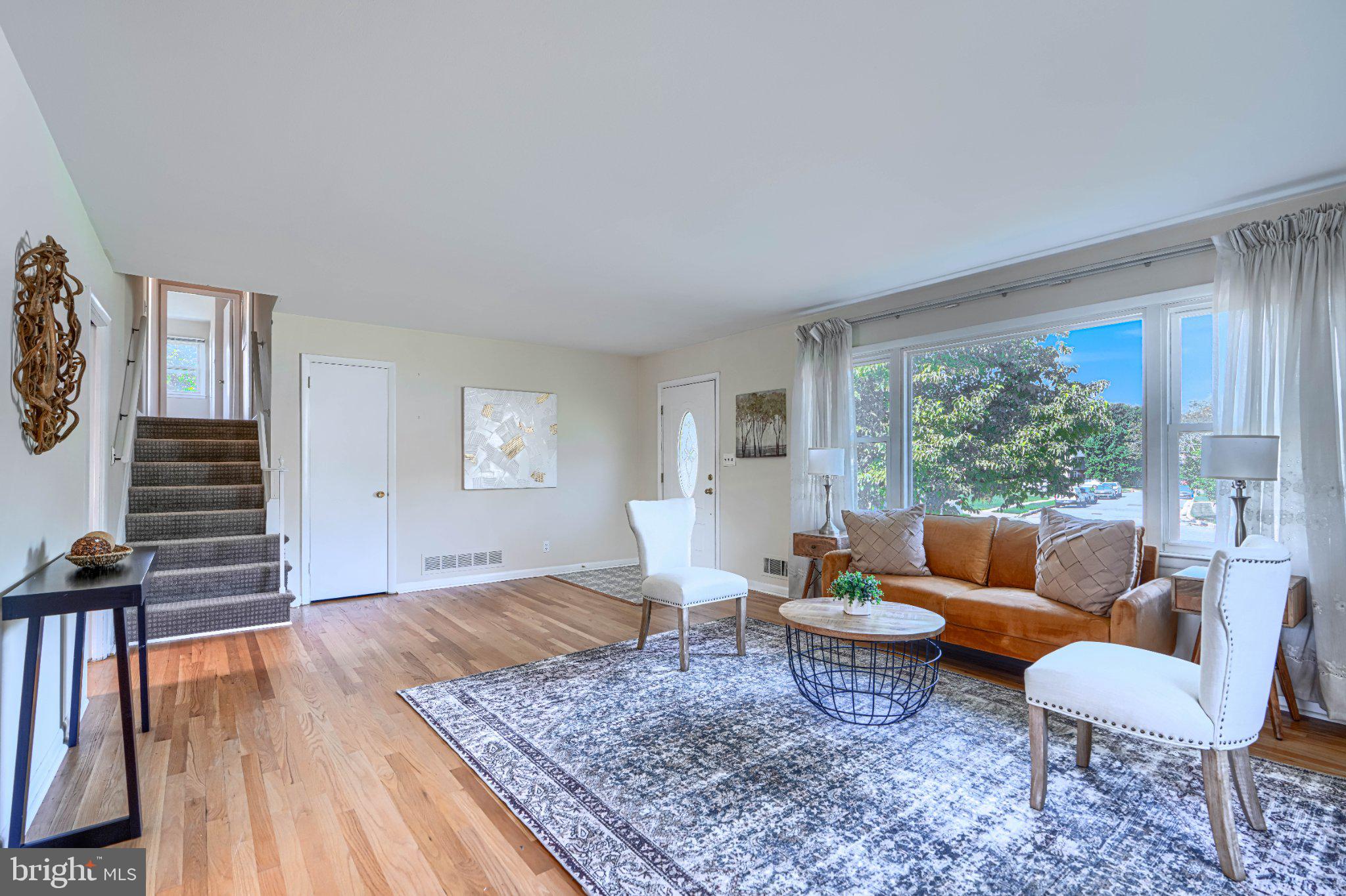 815 BRANFORD CIRCLE