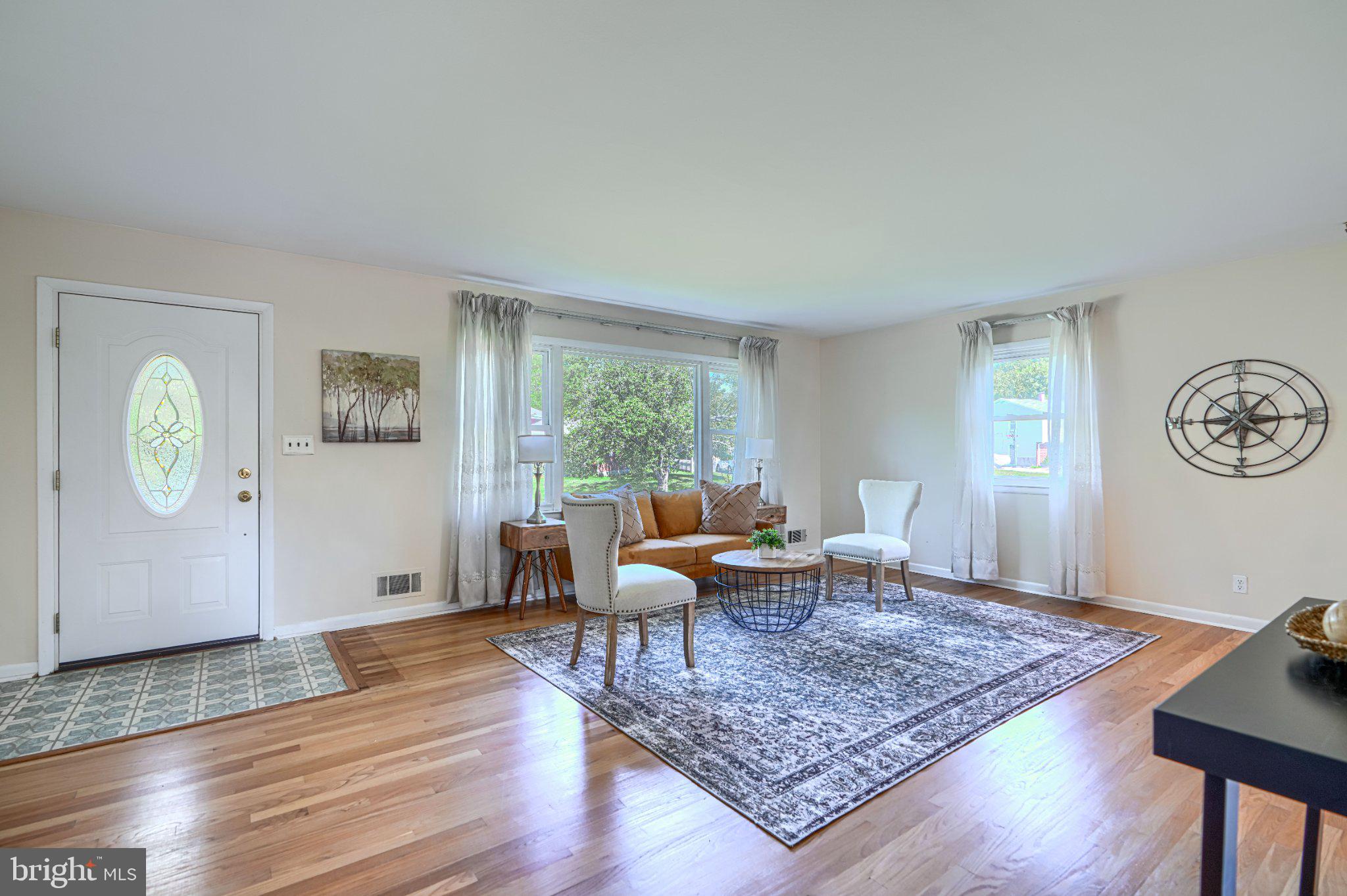 815 BRANFORD CIRCLE