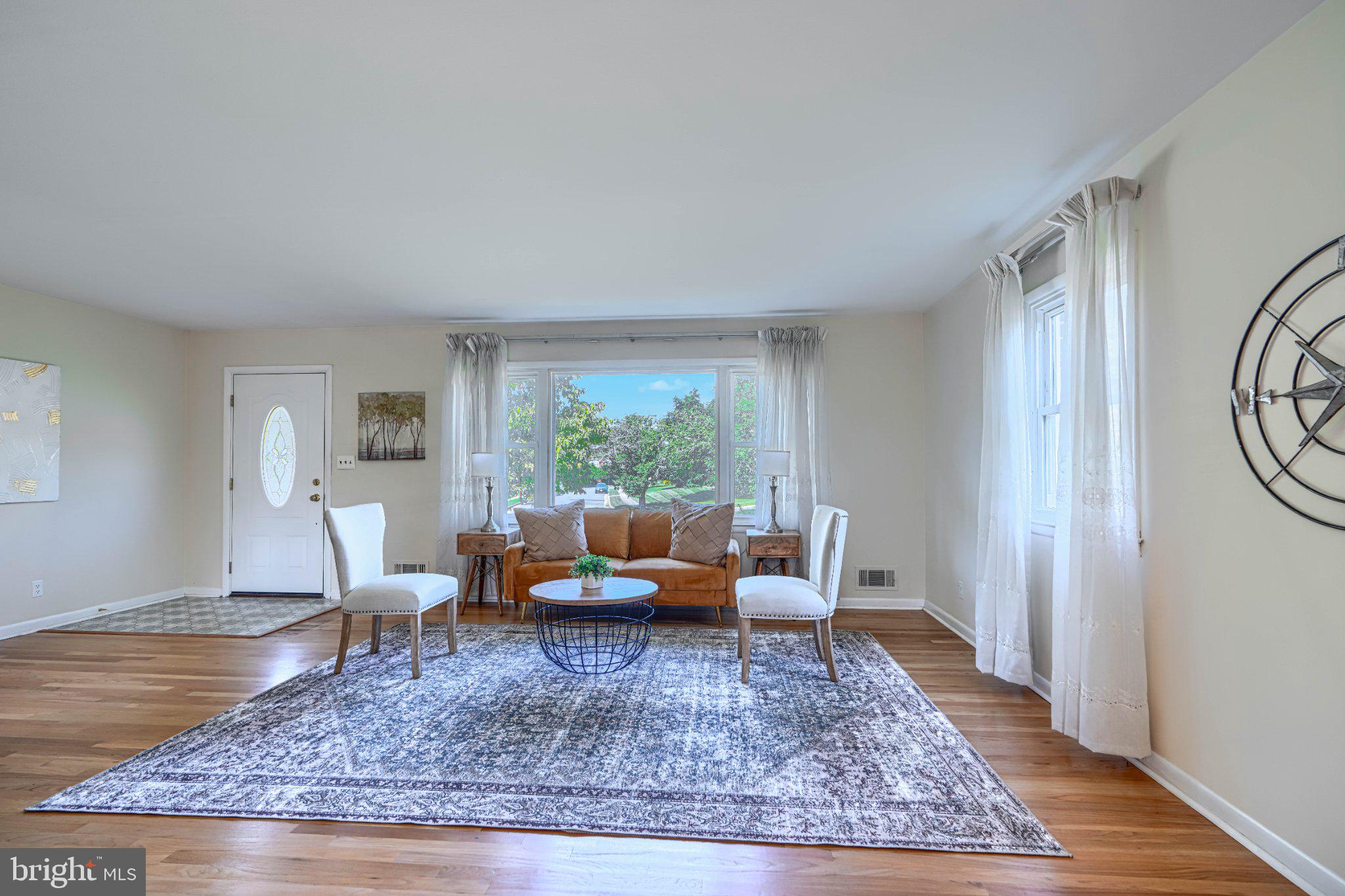815 BRANFORD CIRCLE