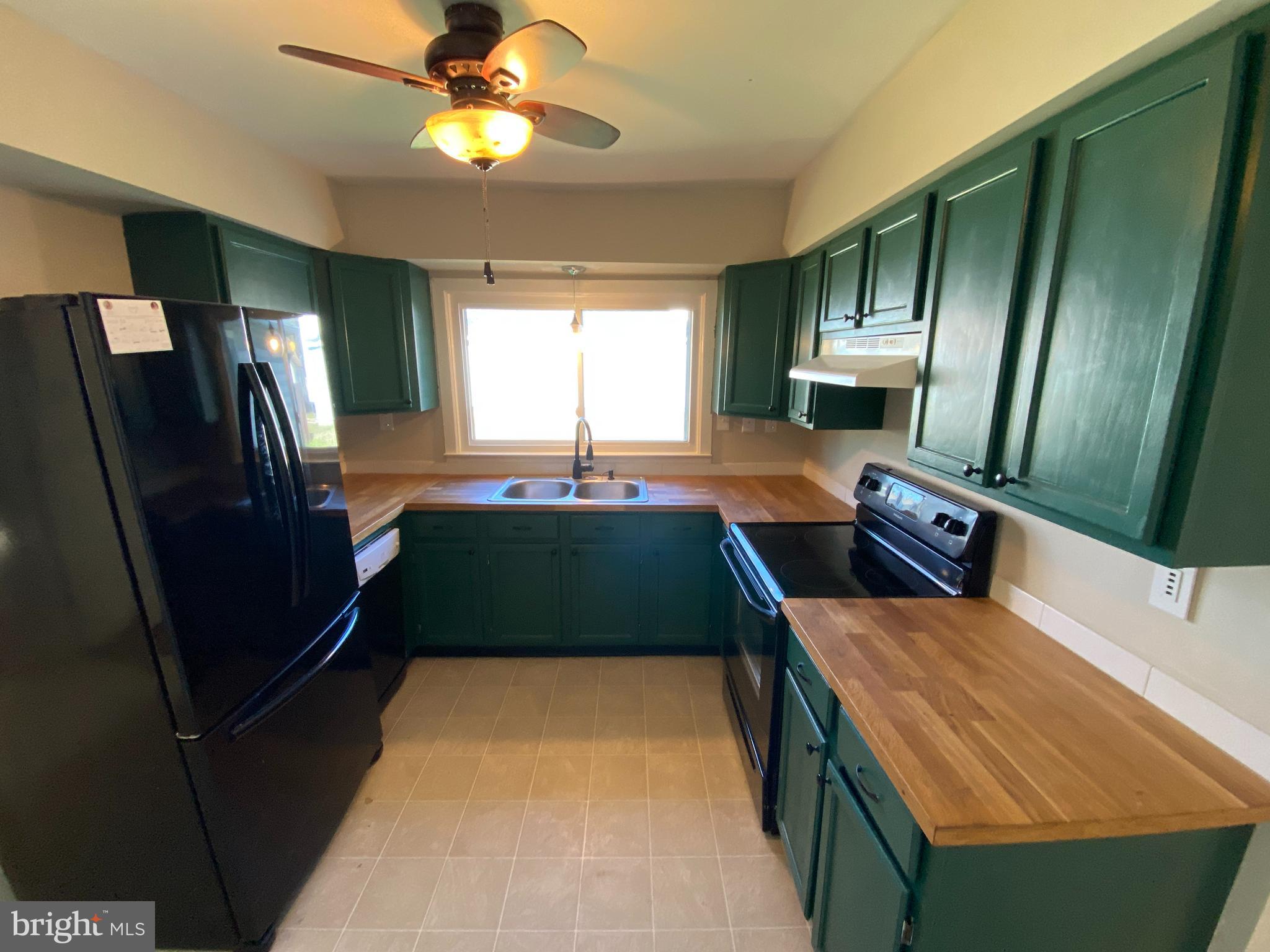 SYLVANIA HEIGHTS - Residential Lease