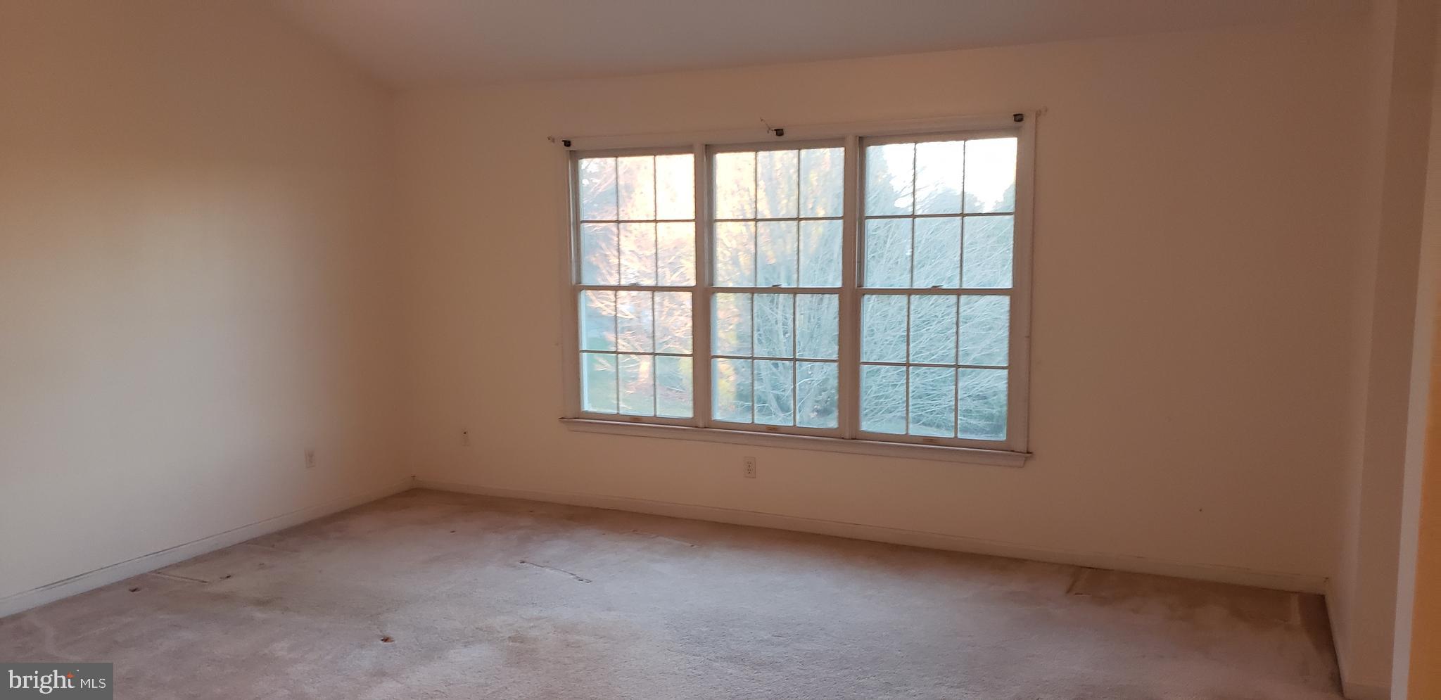 CLIVEDEN REACH - Residential