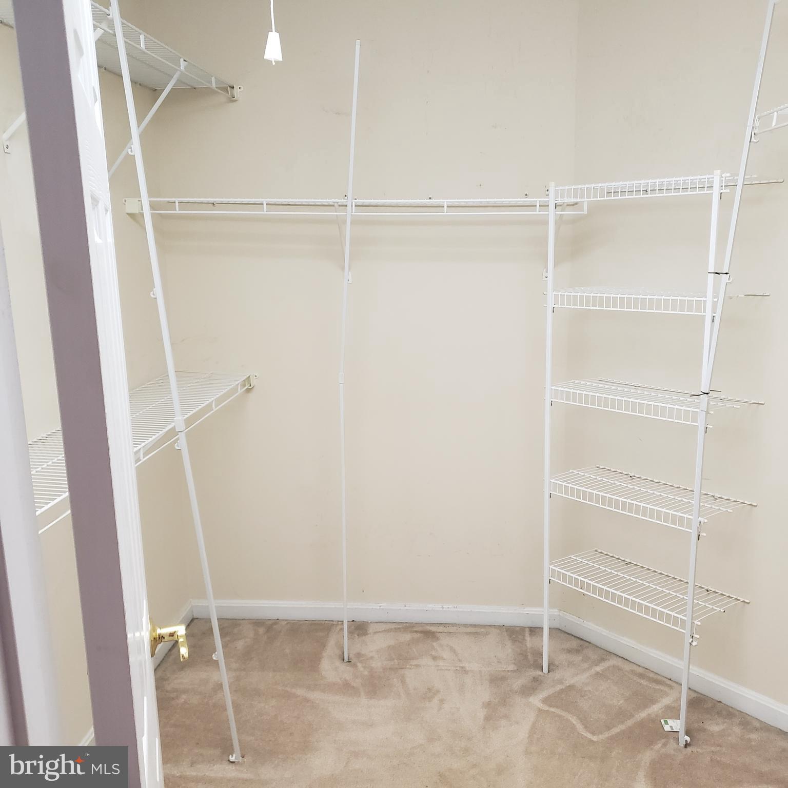 CLIVEDEN REACH - Residential