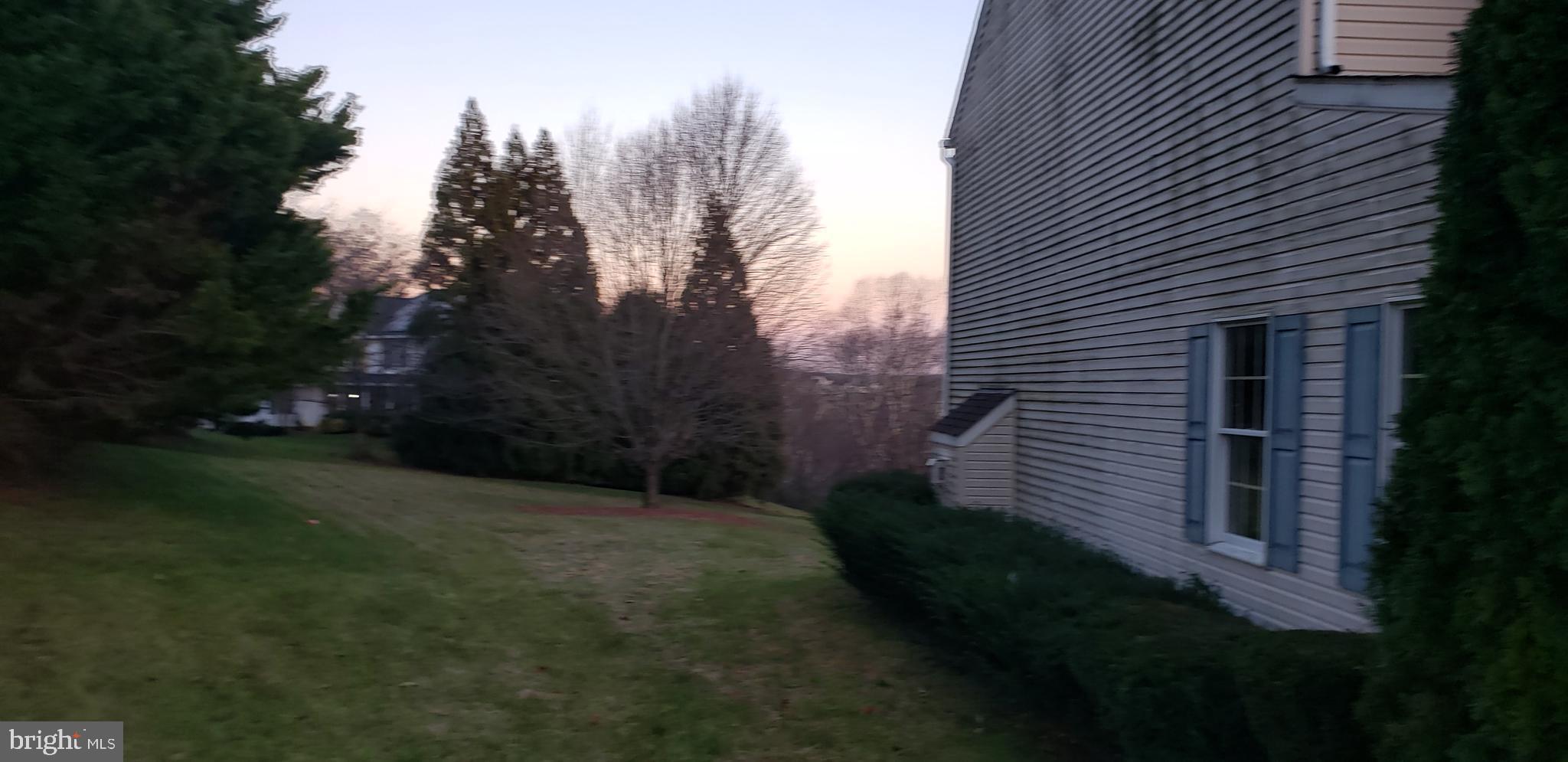 CLIVEDEN REACH - Residential