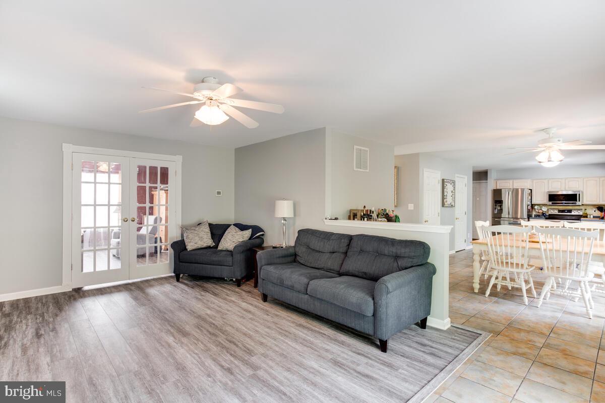 LONG BEACH HEIGHTS - Residential