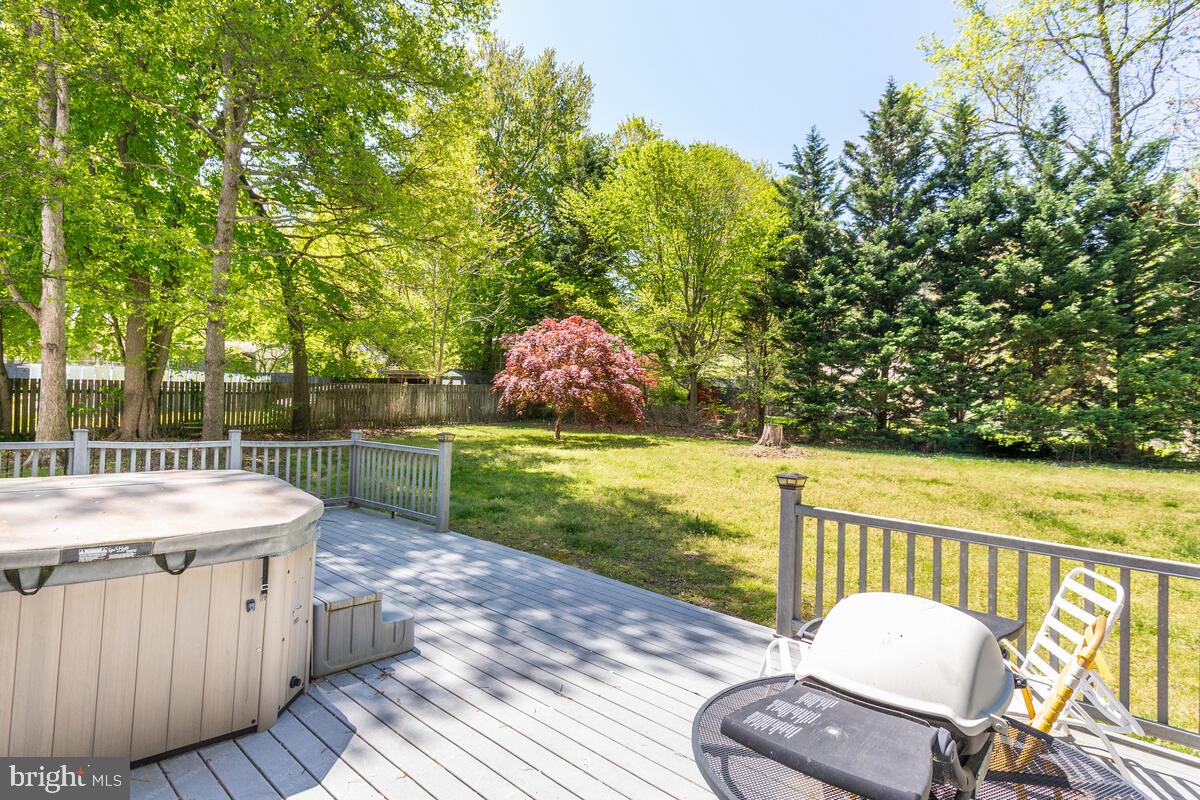 LONG BEACH HEIGHTS - Residential