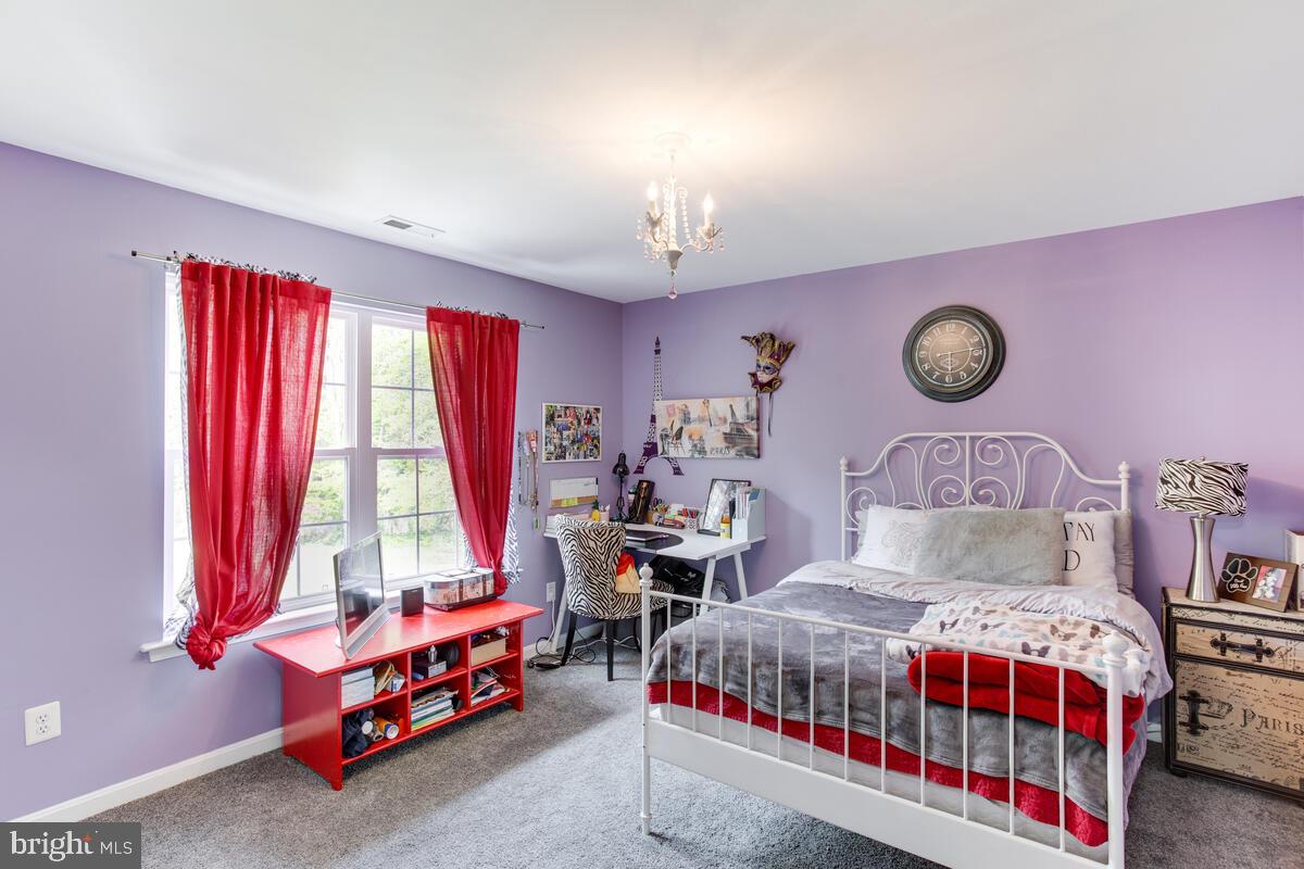 LONG BEACH HEIGHTS - Residential