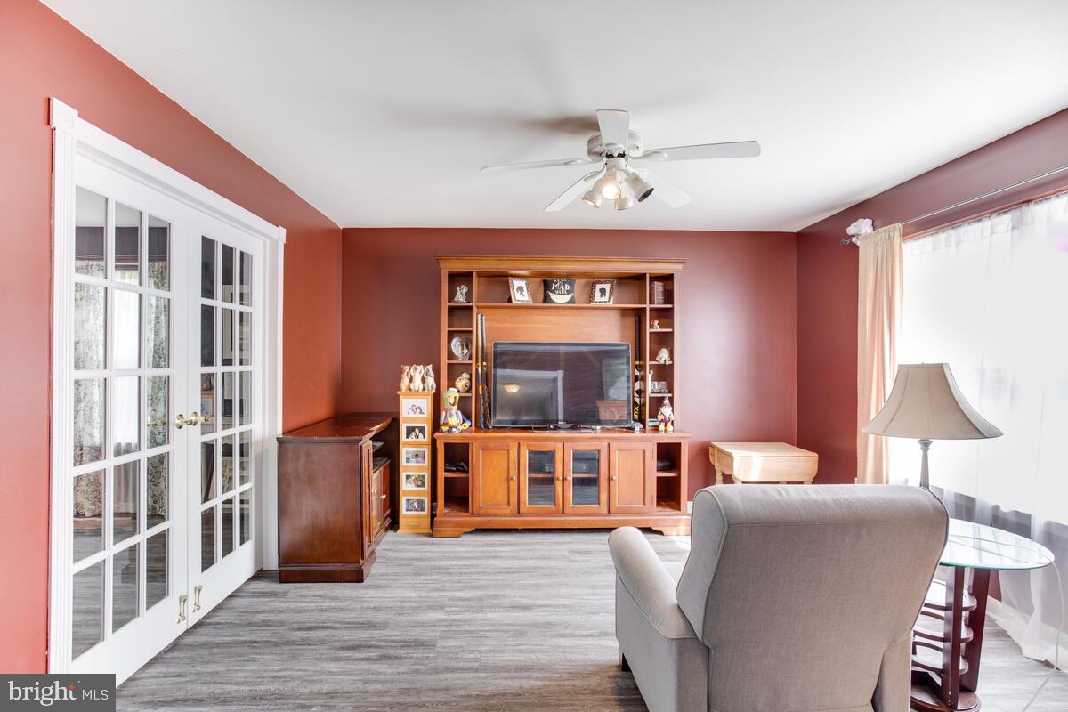 LONG BEACH HEIGHTS - Residential