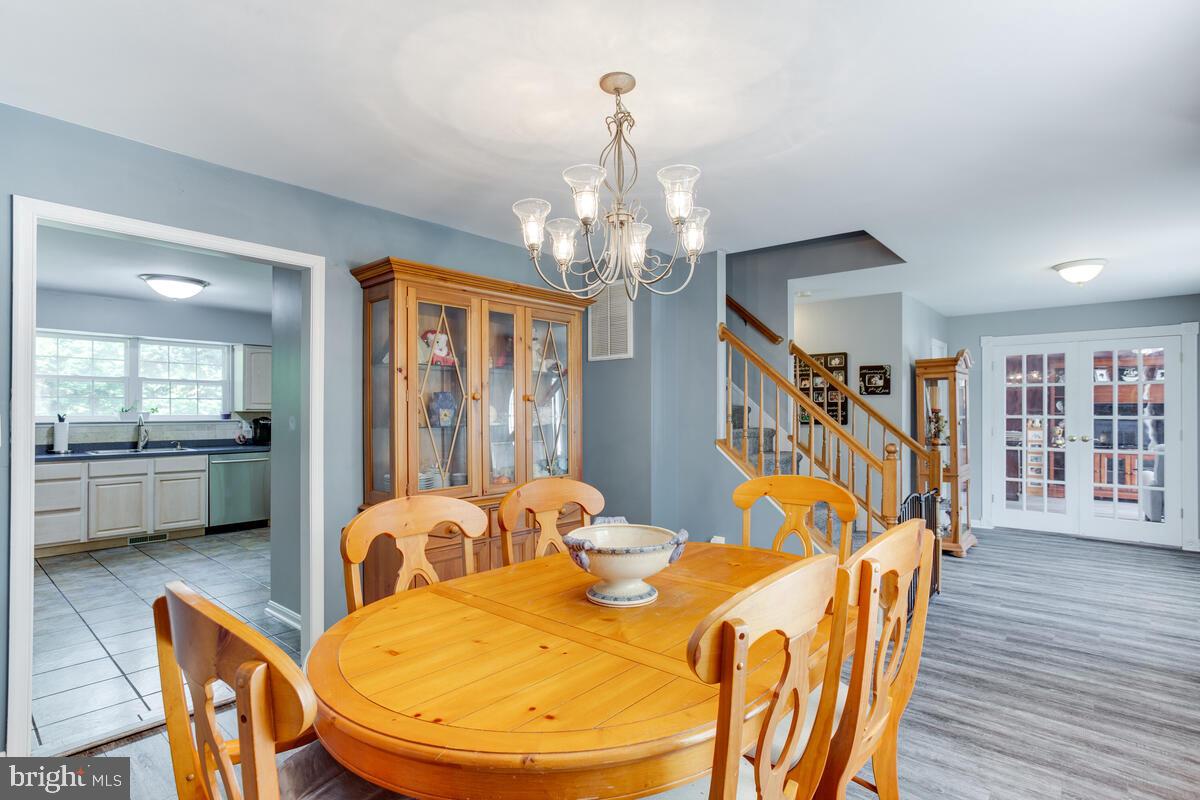 LONG BEACH HEIGHTS - Residential