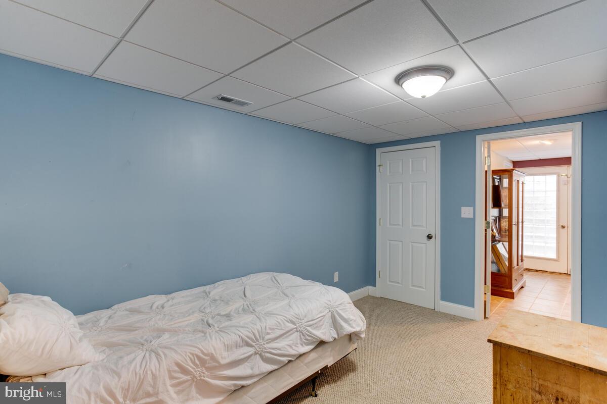 LONG BEACH HEIGHTS - Residential