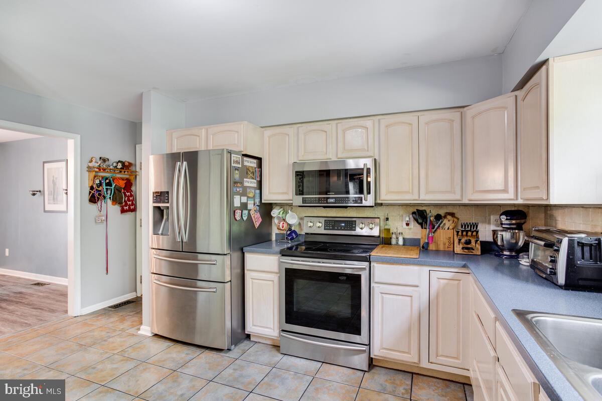 LONG BEACH HEIGHTS - Residential