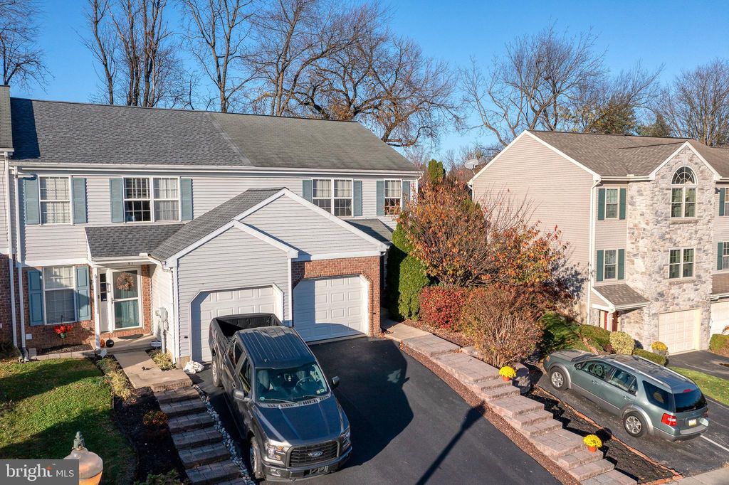 Photo of 49 TUPELO ST, LITITZ, PA 17543 (MLS # PALA2027538)