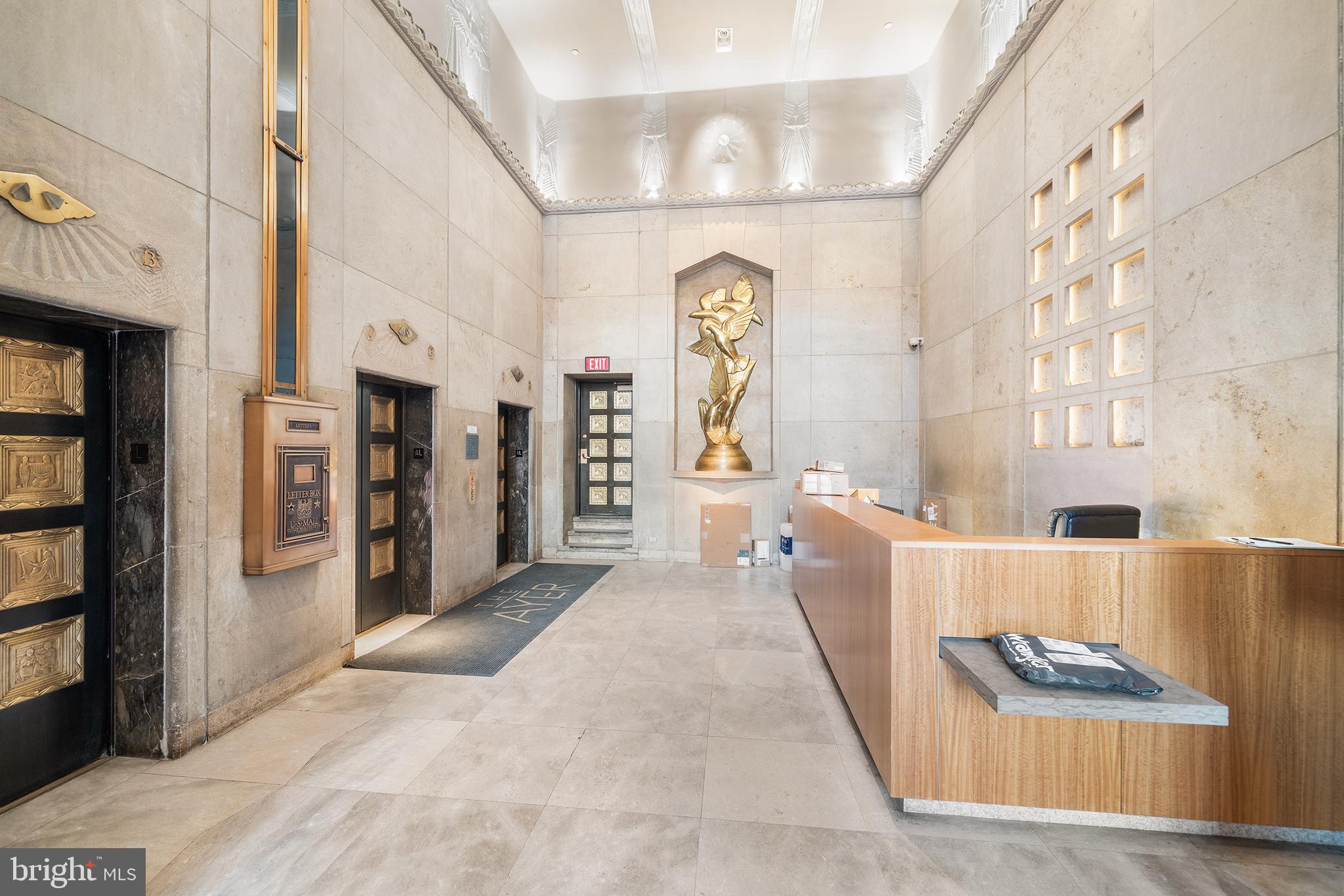 210 W WASHINGTON SQUARE 6SW