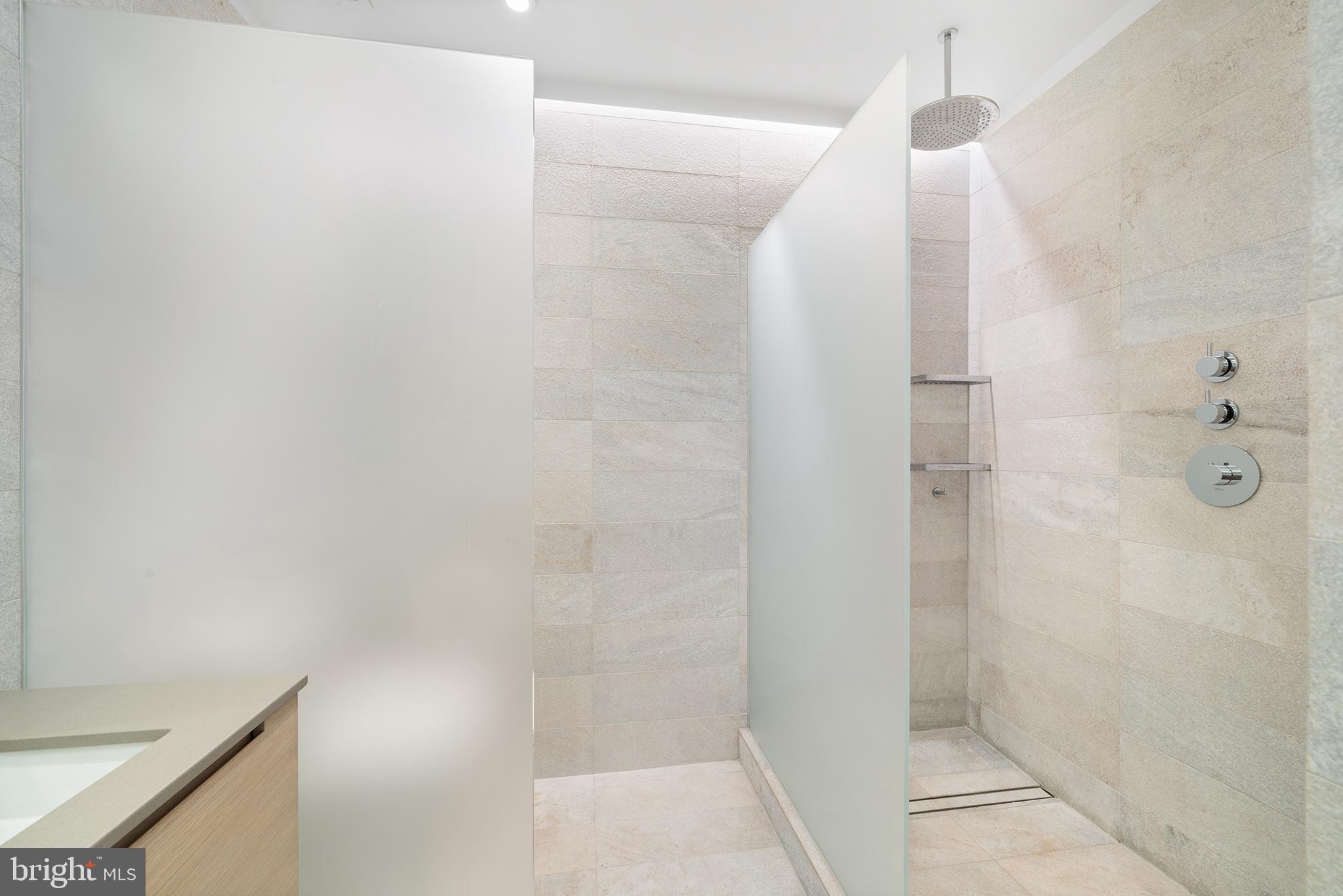 WASHINGTON SQ WEST - Residential