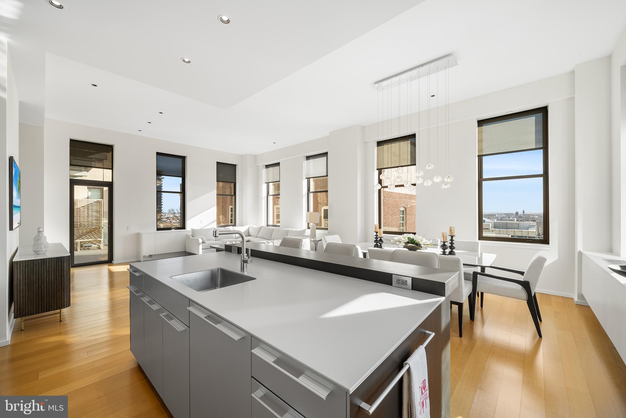 WASHINGTON SQ WEST - Residential