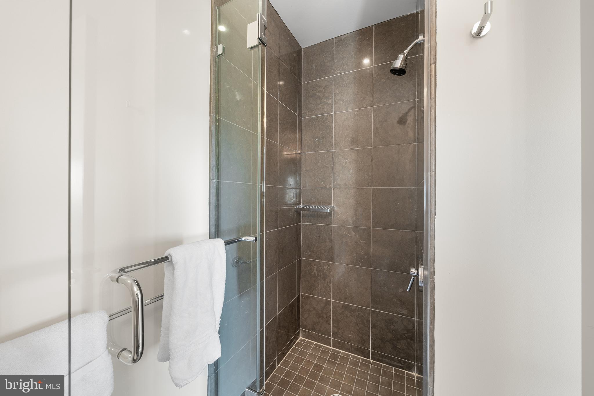 WASHINGTON SQ WEST - Residential