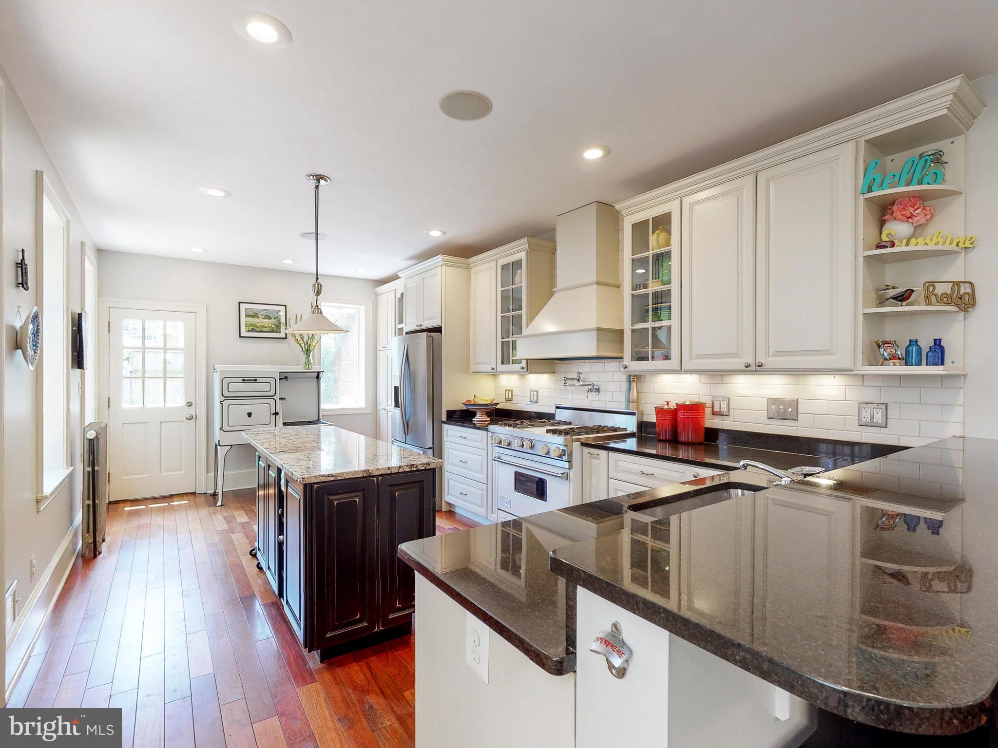 BUTCHER'S HILL - Residential