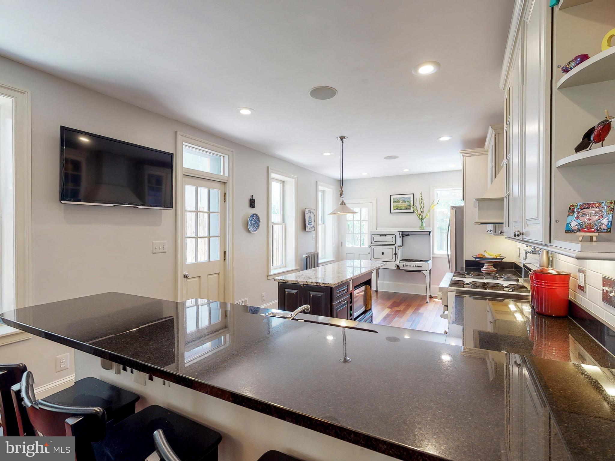 BUTCHER'S HILL - Residential