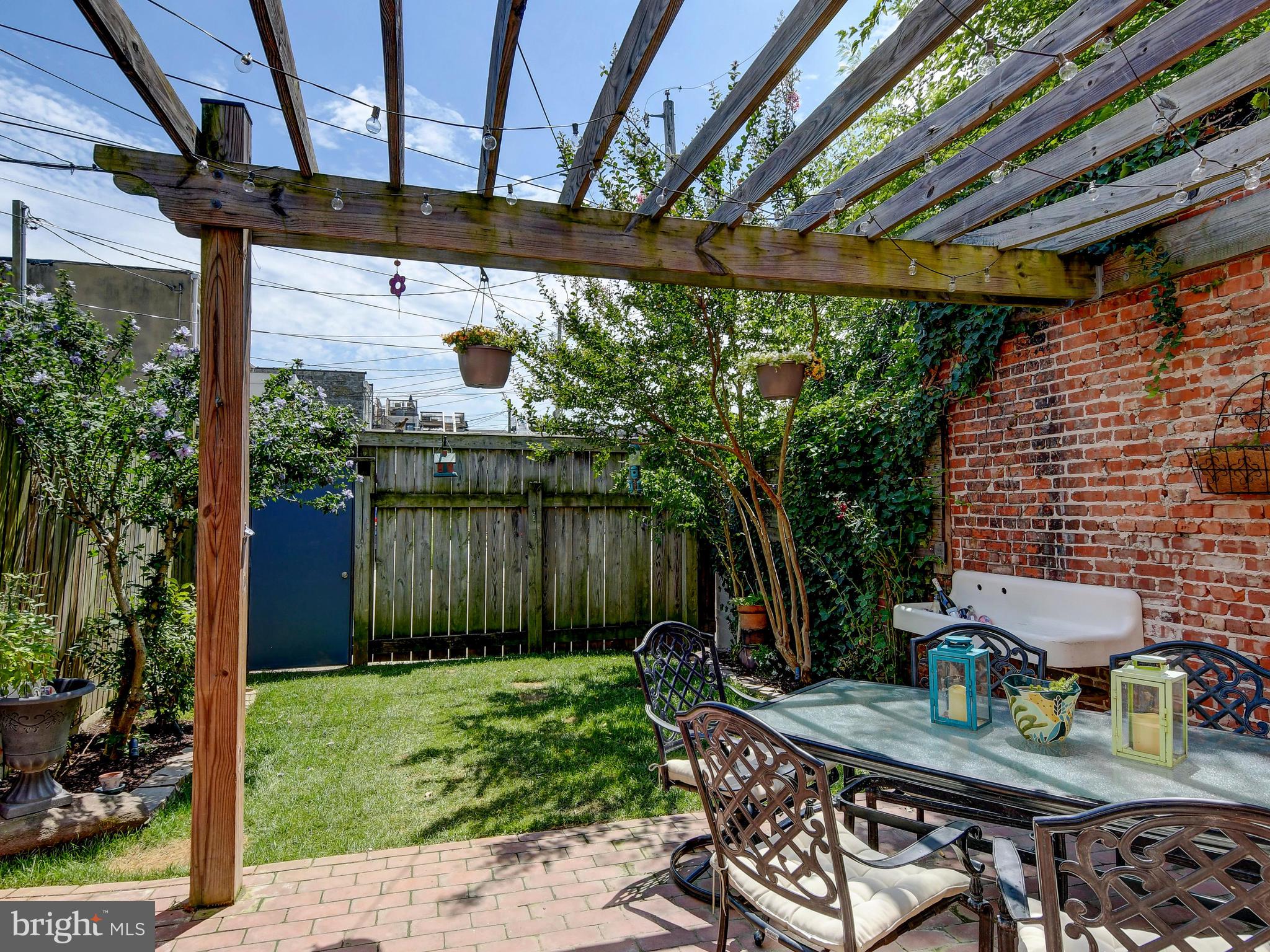 BUTCHER'S HILL - Residential