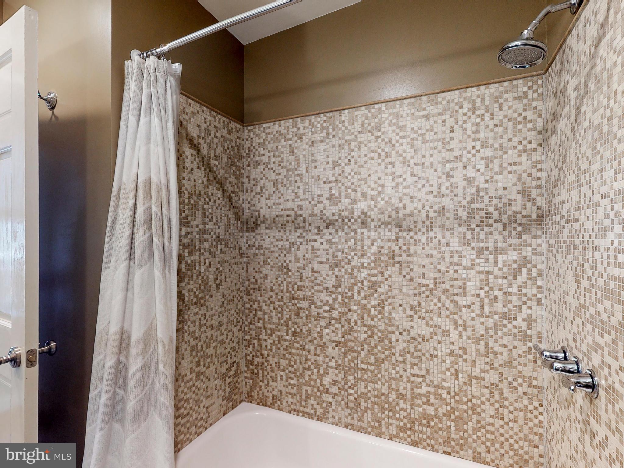 BUTCHER'S HILL - Residential